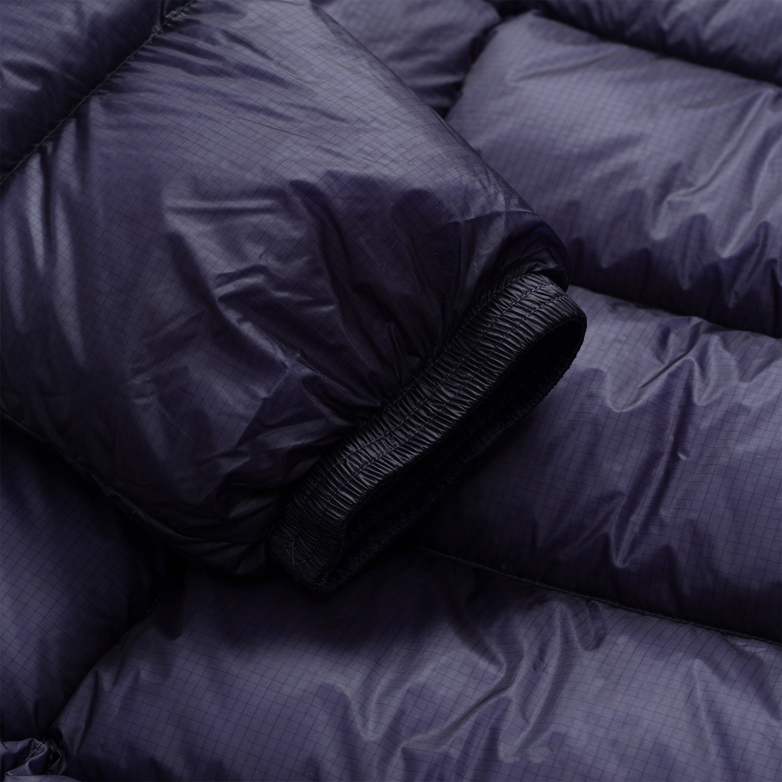 D.D. Shell Hooded Medium Down Jacket