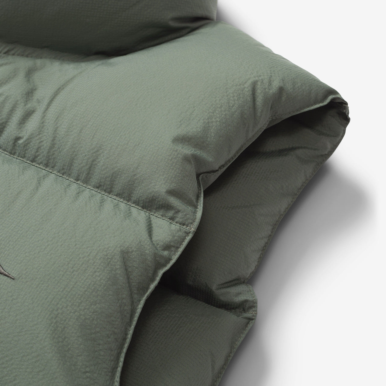 M-Rip Down Vest  | 7924257002-401