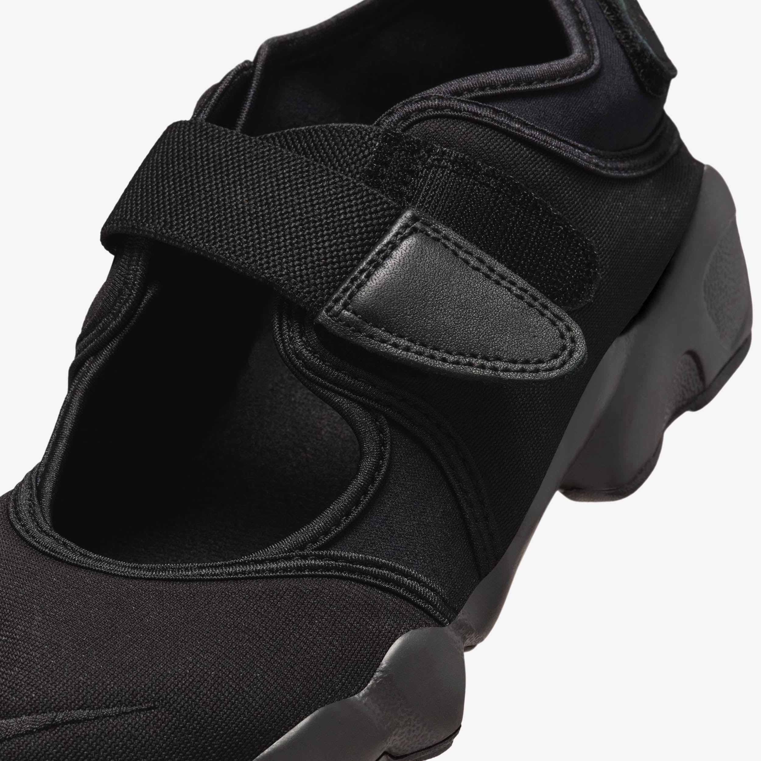 Wmns Air Rift