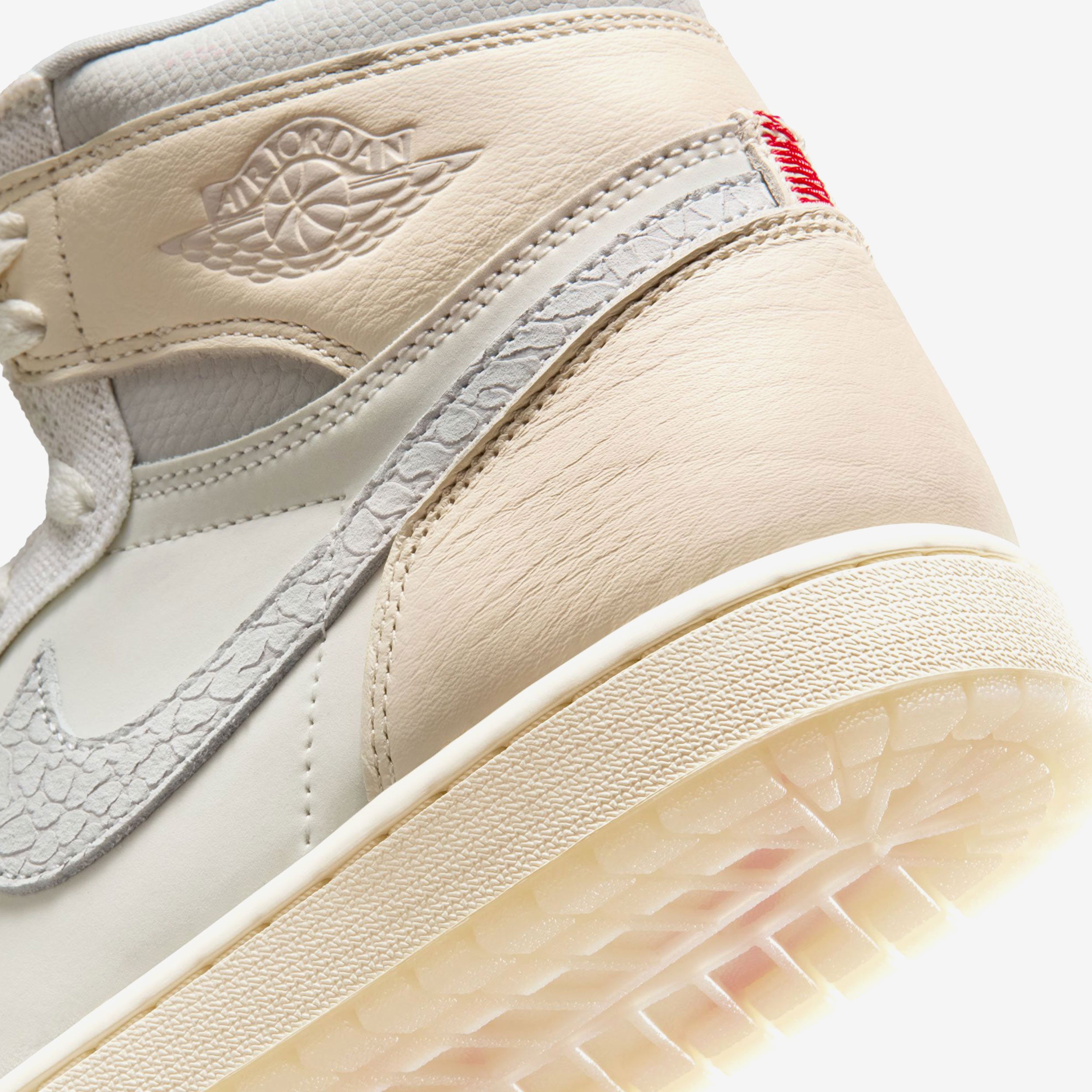 Air Jordan 1 Retro High OG
