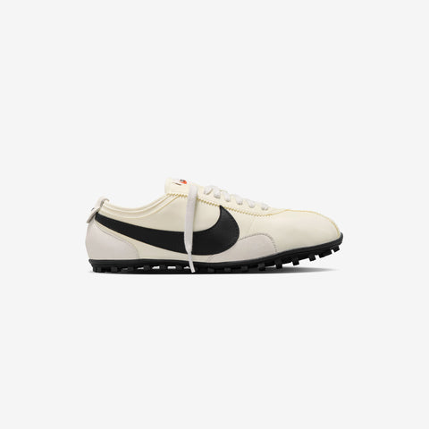 Wmns Moon Racer