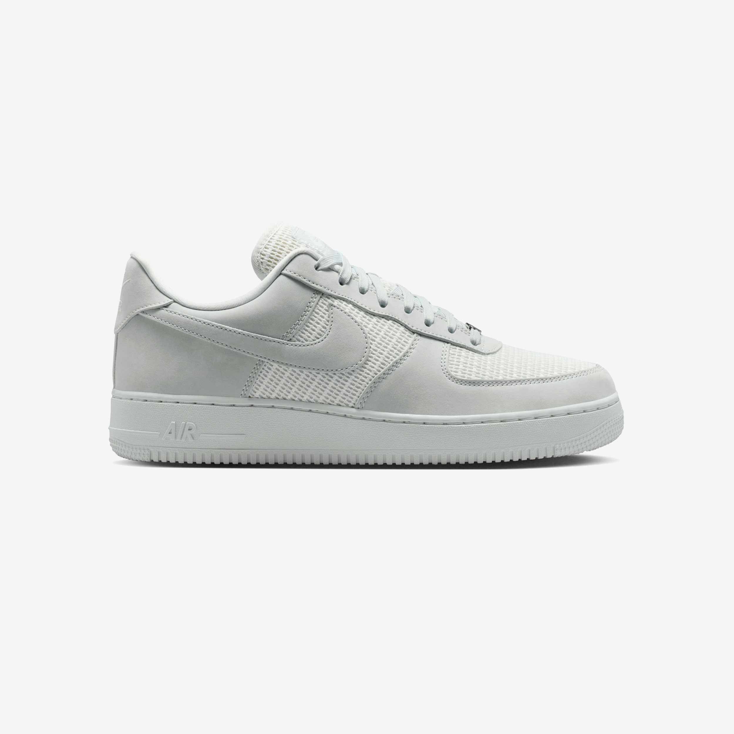 Air Force 1 '07 Lv8