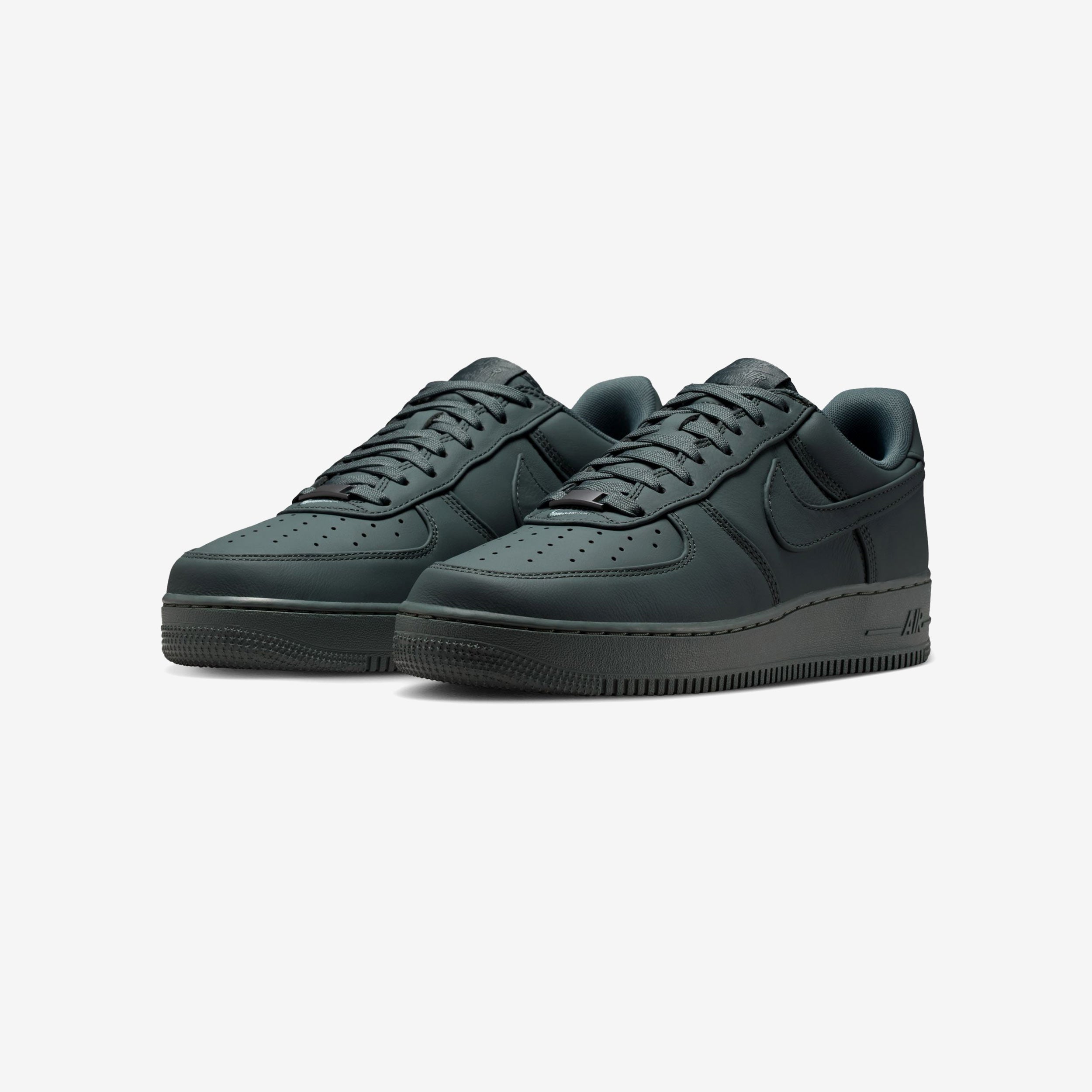 Air Force 1 Low Retro Premium