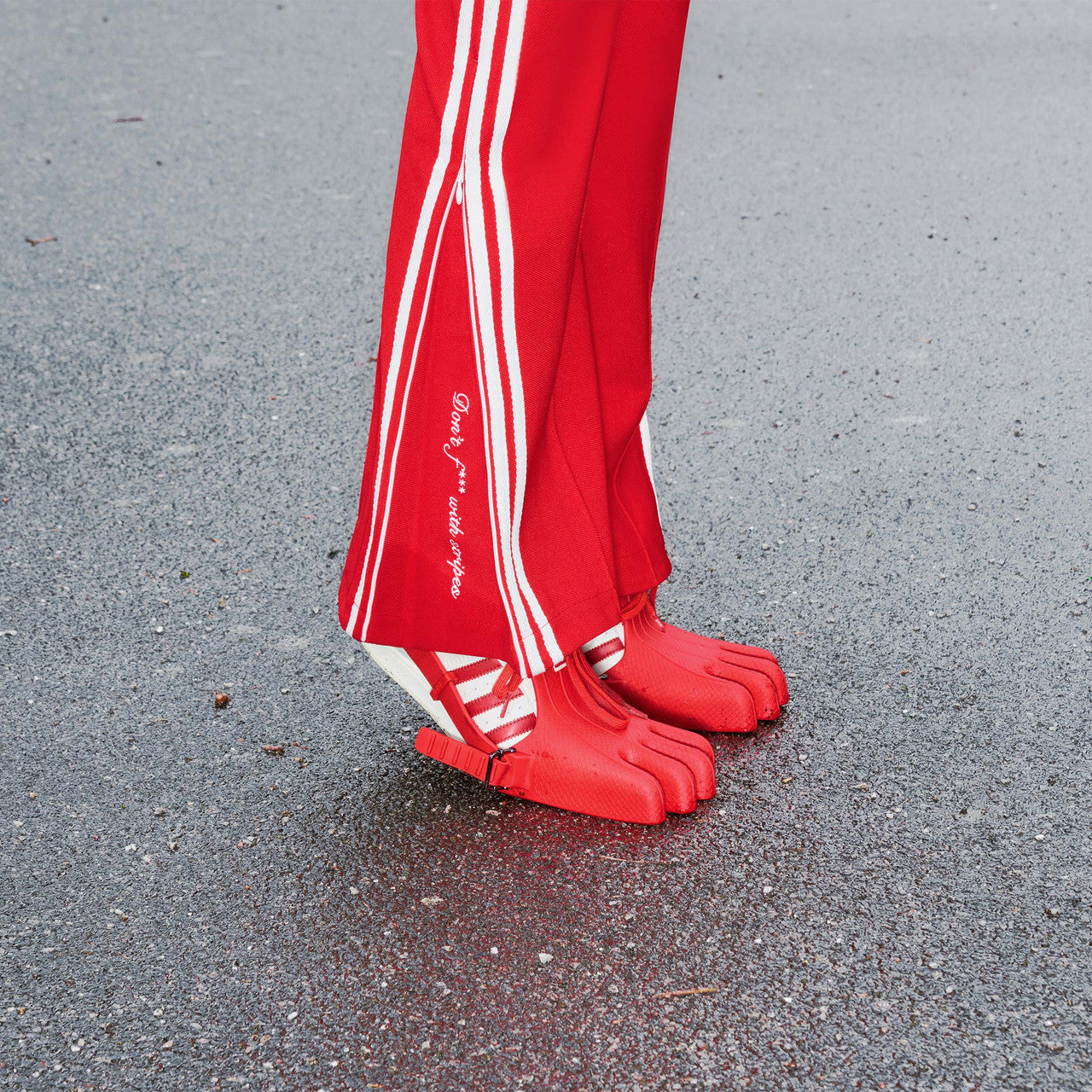 Wmns Track Pants x Avavav | JG1425