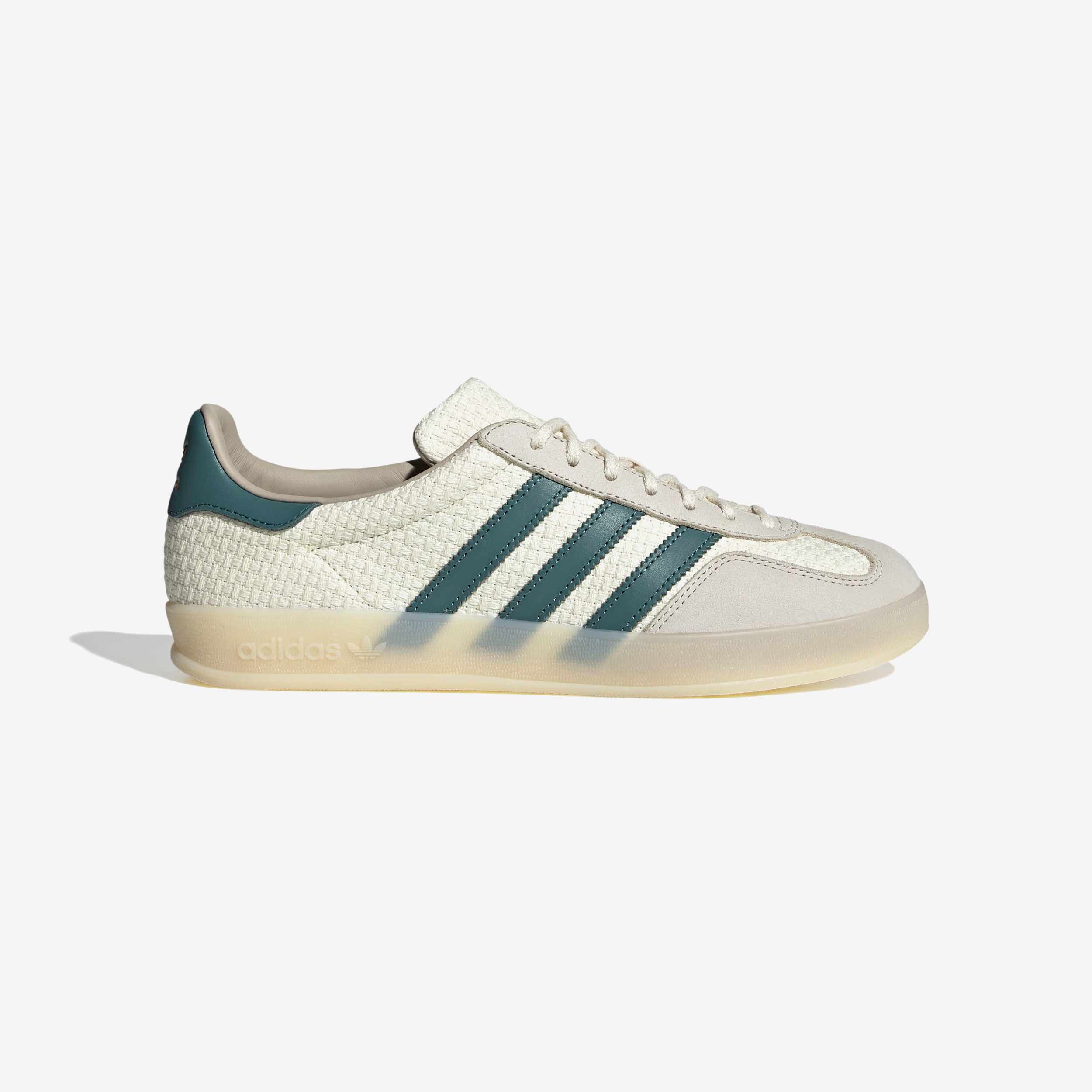 Gazelle Indoor
