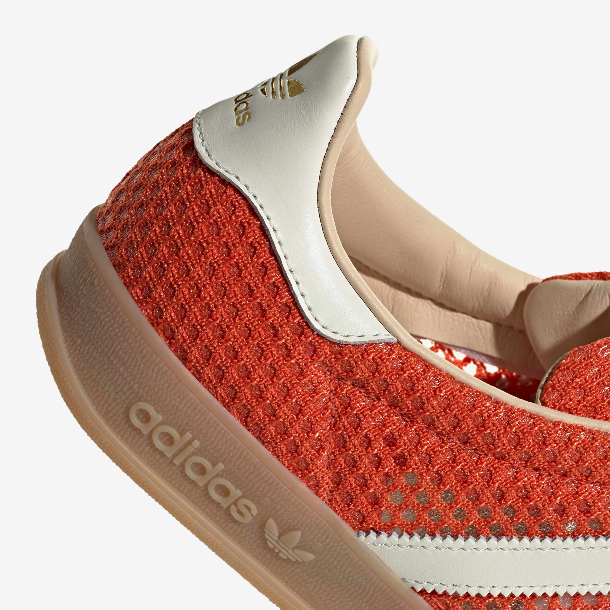 Gazelle Indoor