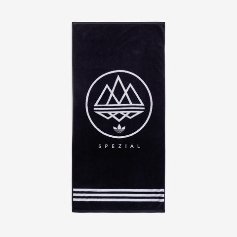Mod Trefoil Towel