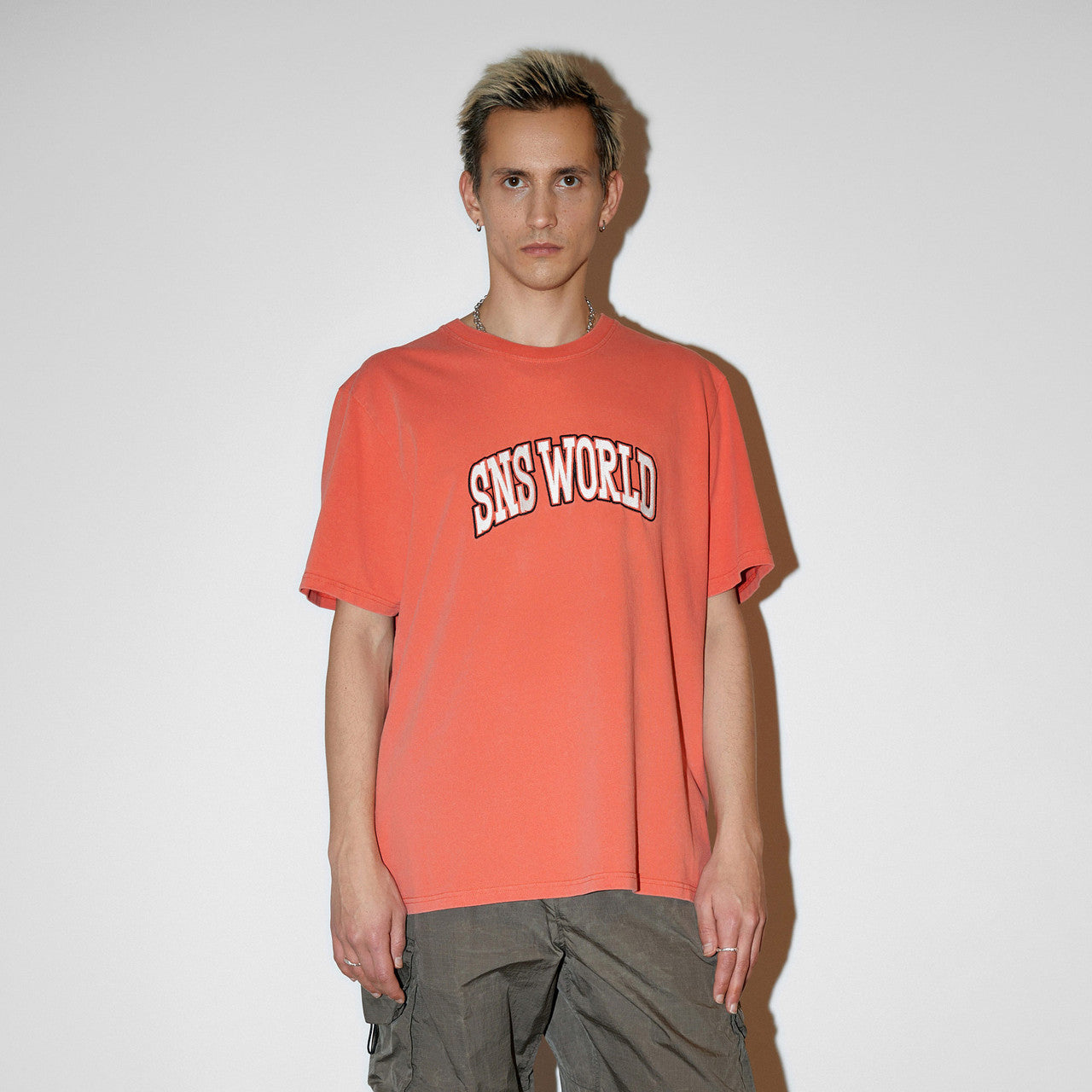 World Arch Tee | SNS-1163-0600