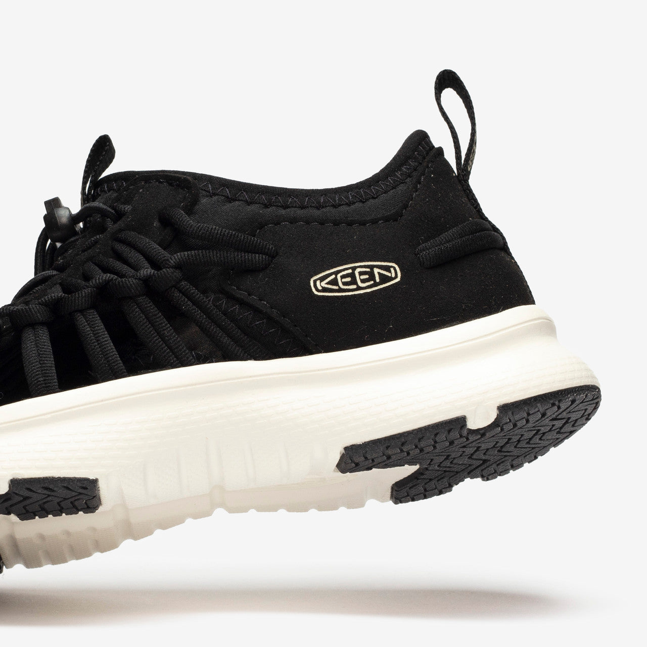 Wmns Uneek 03 | 1028672