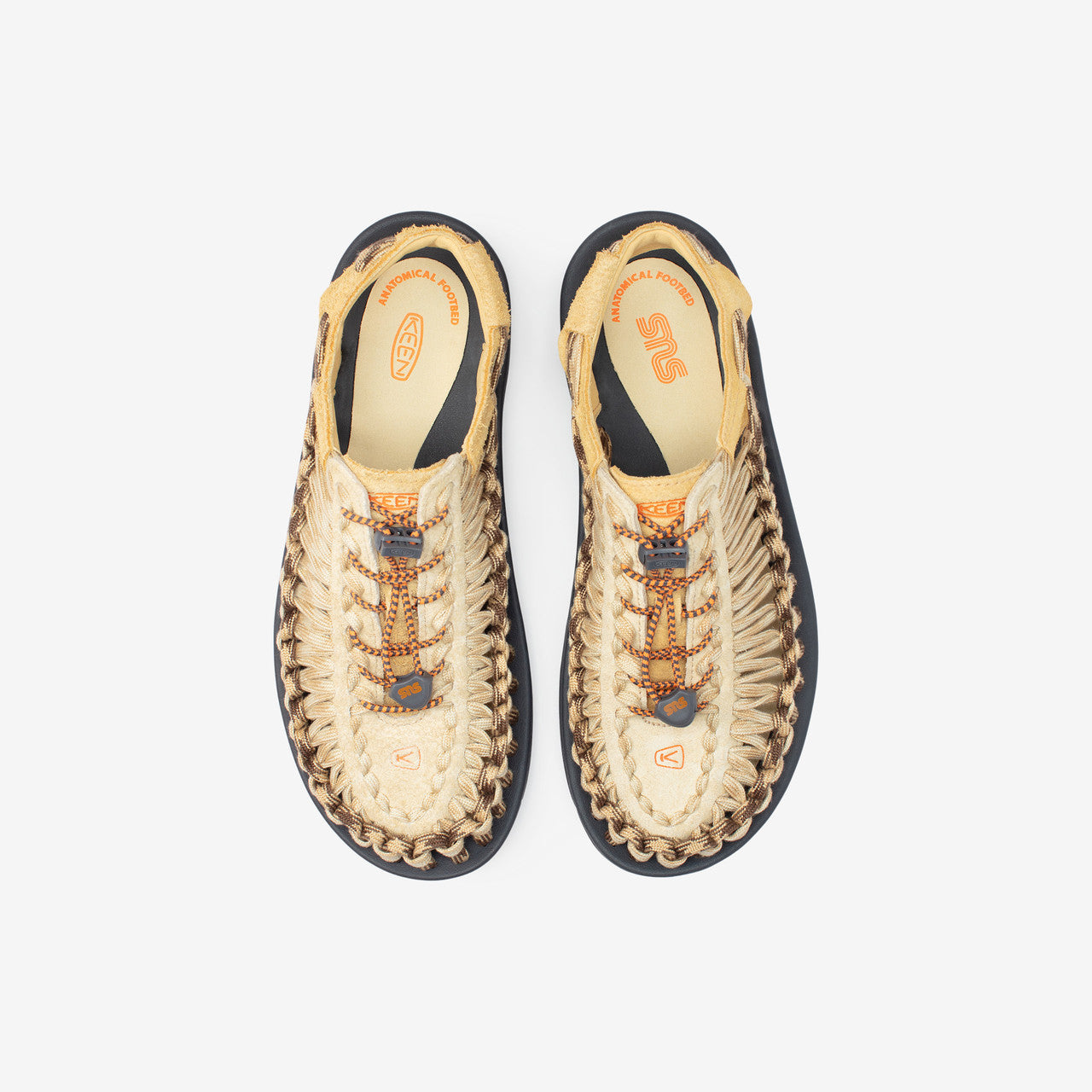 Uneek Flat x SNS | 1028930