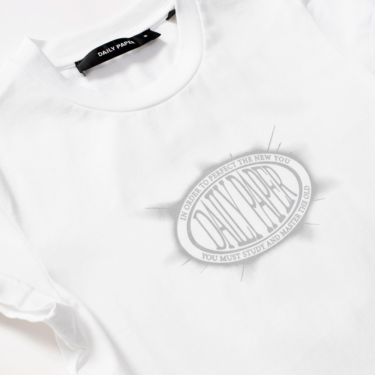Wmns Glow Cropped Short Sleeve T-Shirt | 2411085