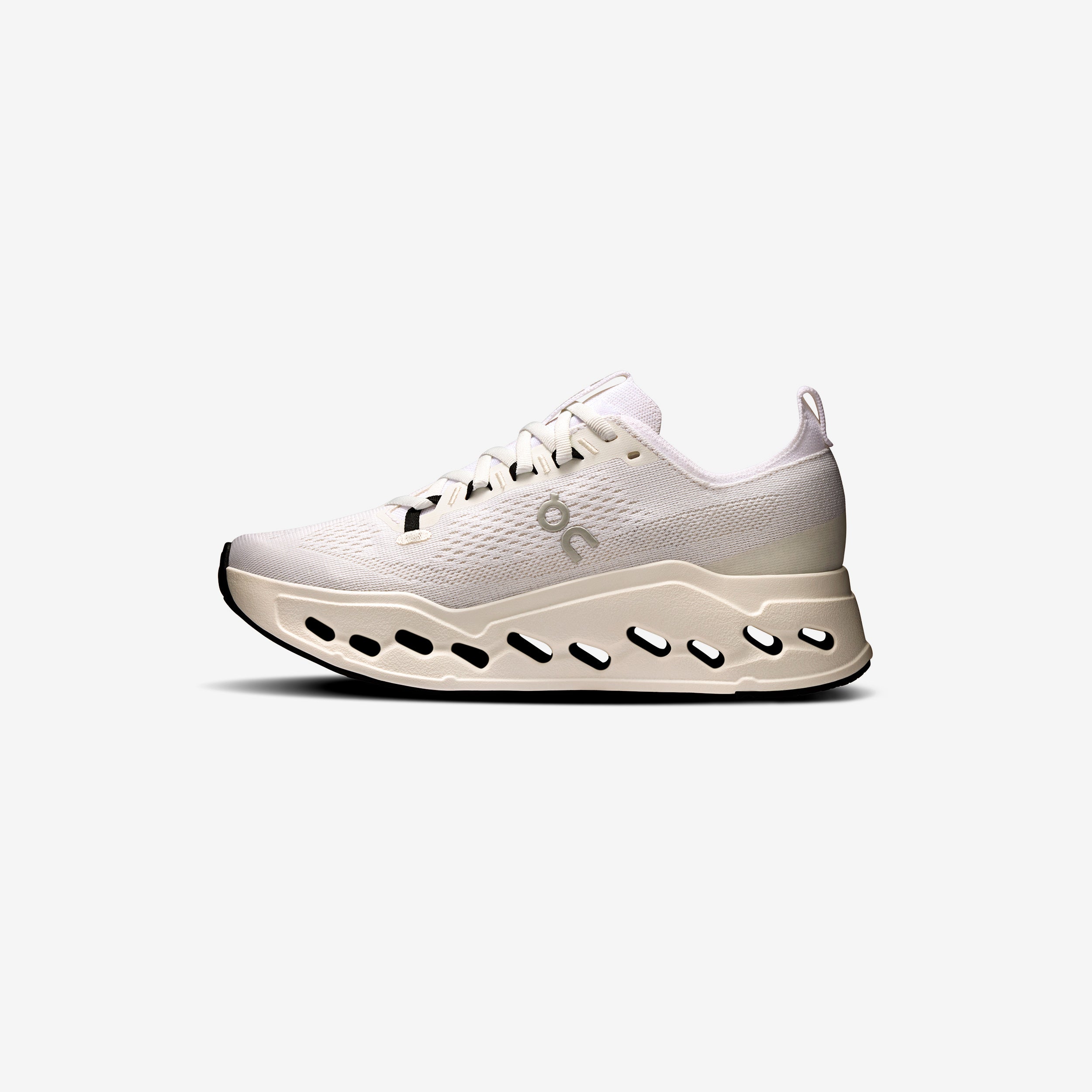 Wmns Cloudsurfer Max