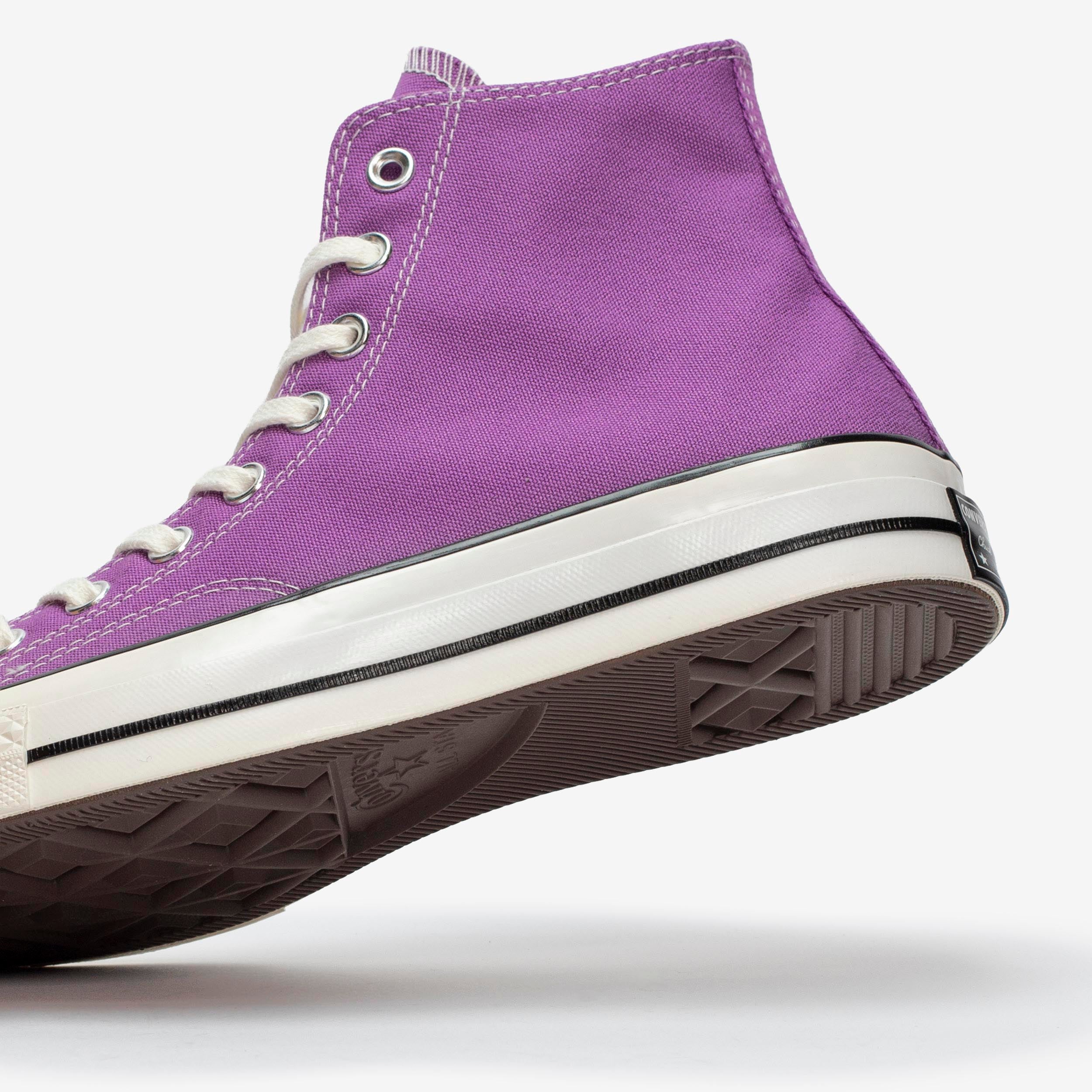 Chuck 70