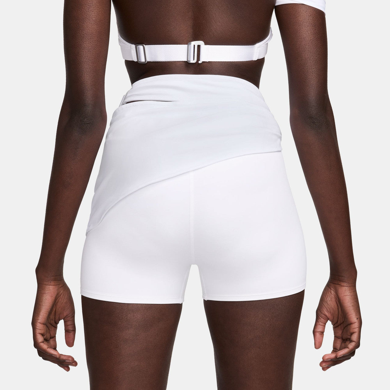 Wmns Le Layered Short x Jacquemus | FJ3266-100