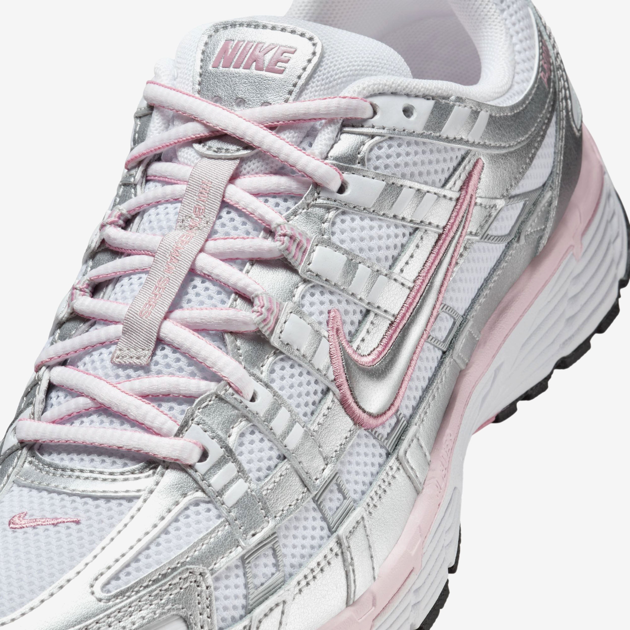 Wmns P-6000