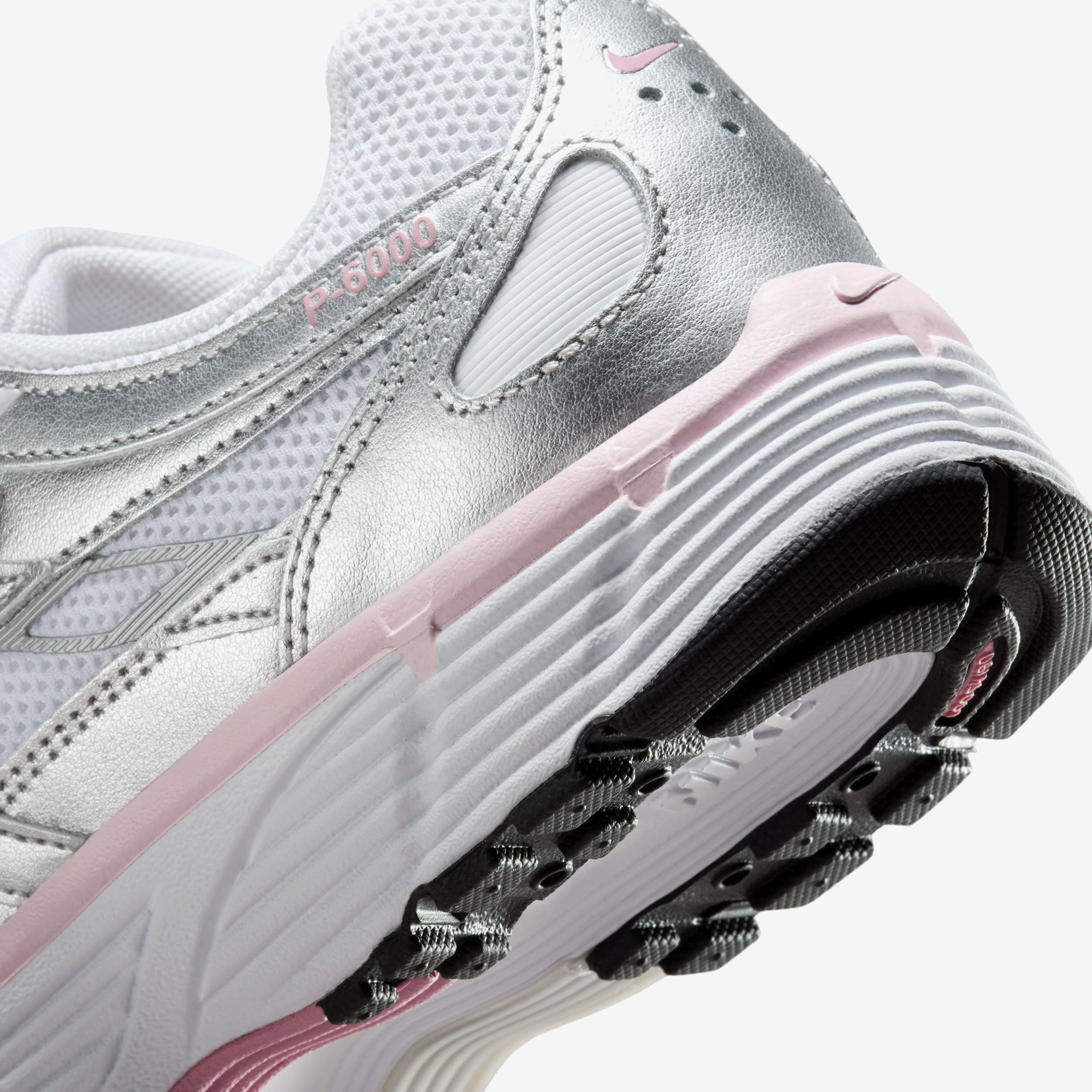Wmns P-6000