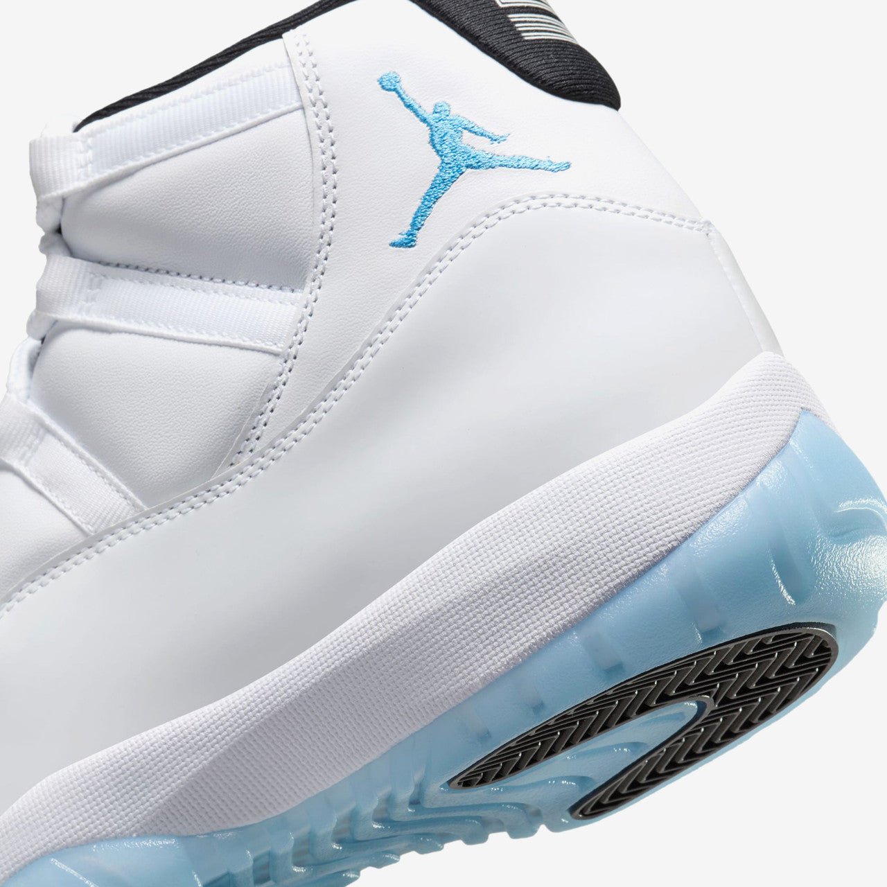 Air Jordan 11 Retro | CT8012-104