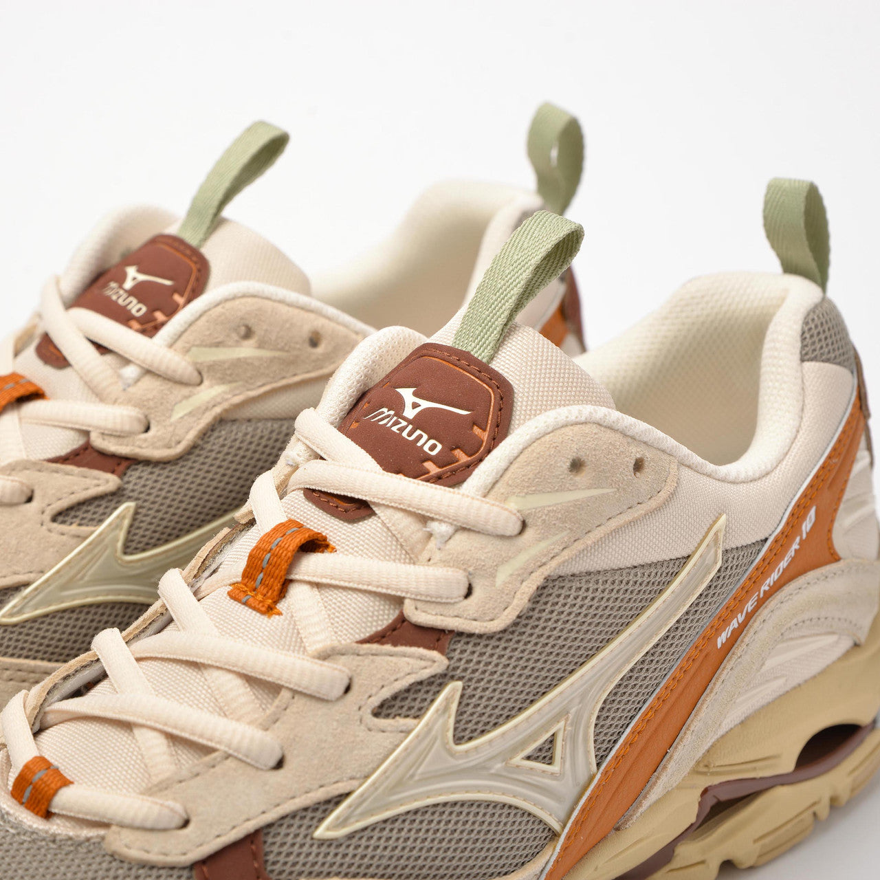 Wave Rider 10 Premium | D1GA2471-01