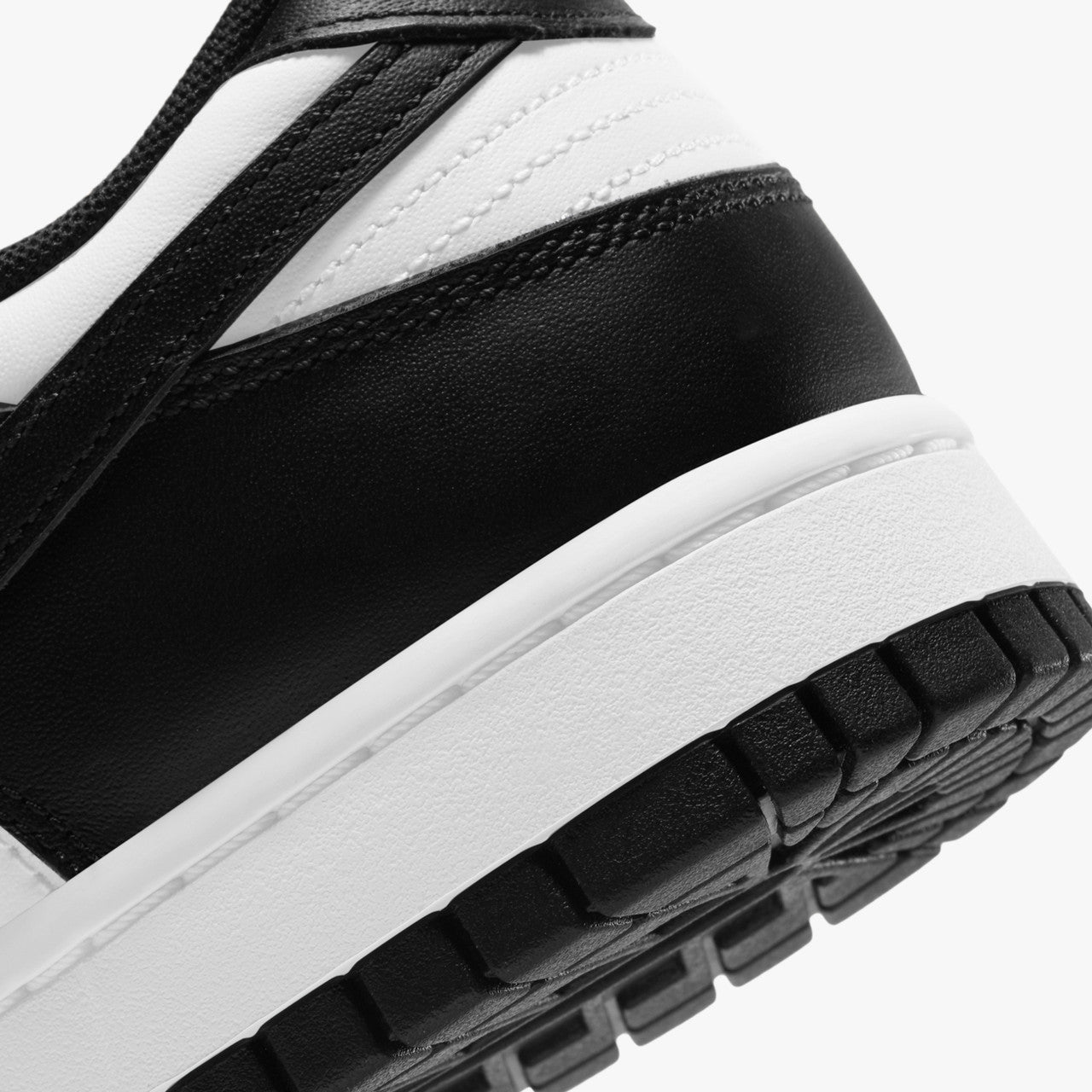 Dunk Low Retro | DD1391-100