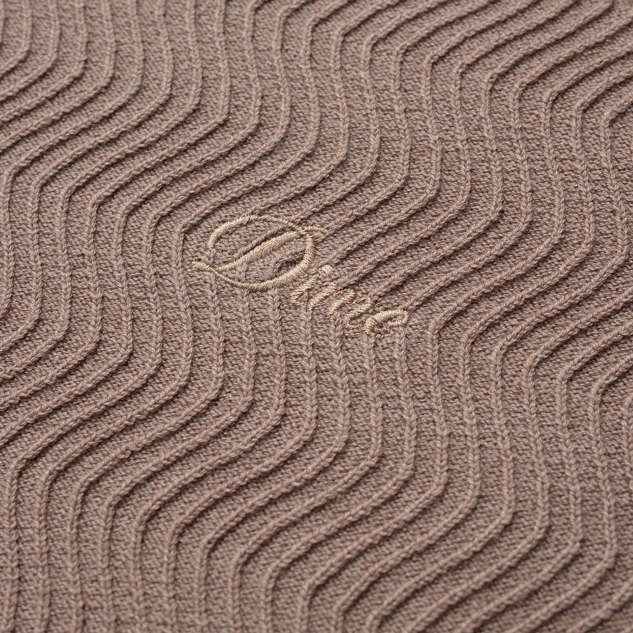Wave Cable Knit | DIMEFA248TAN