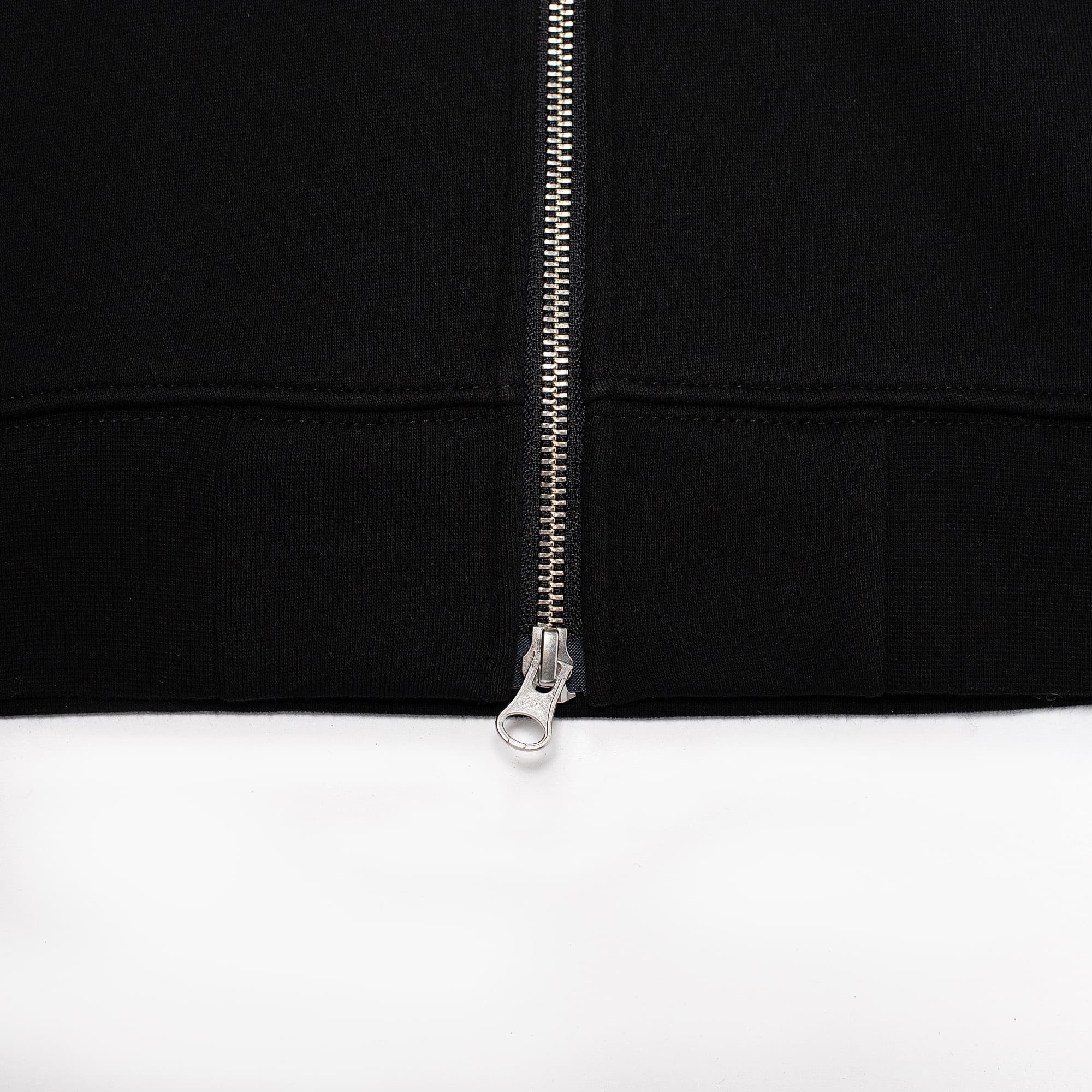 Cursive Zip-Hoodie