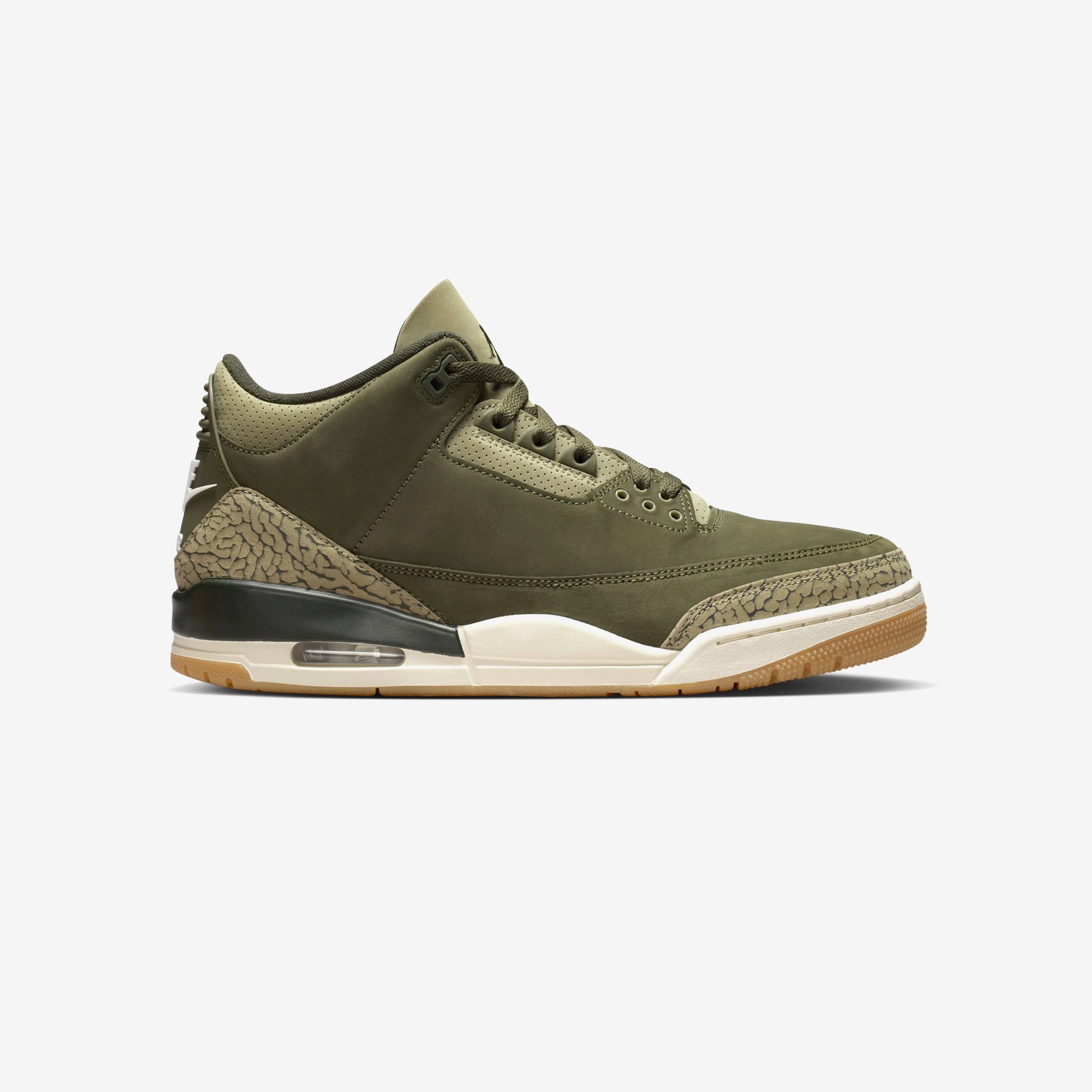 Air Jordan 3 Retro
