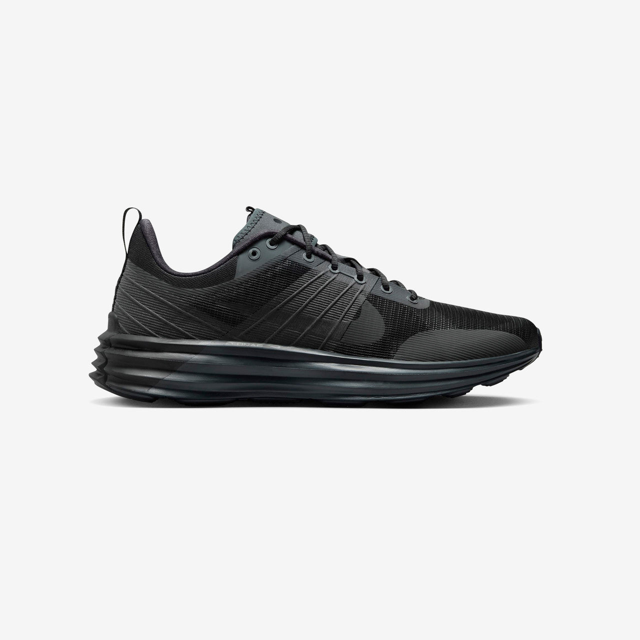 Lunar Roam | DV2440-002