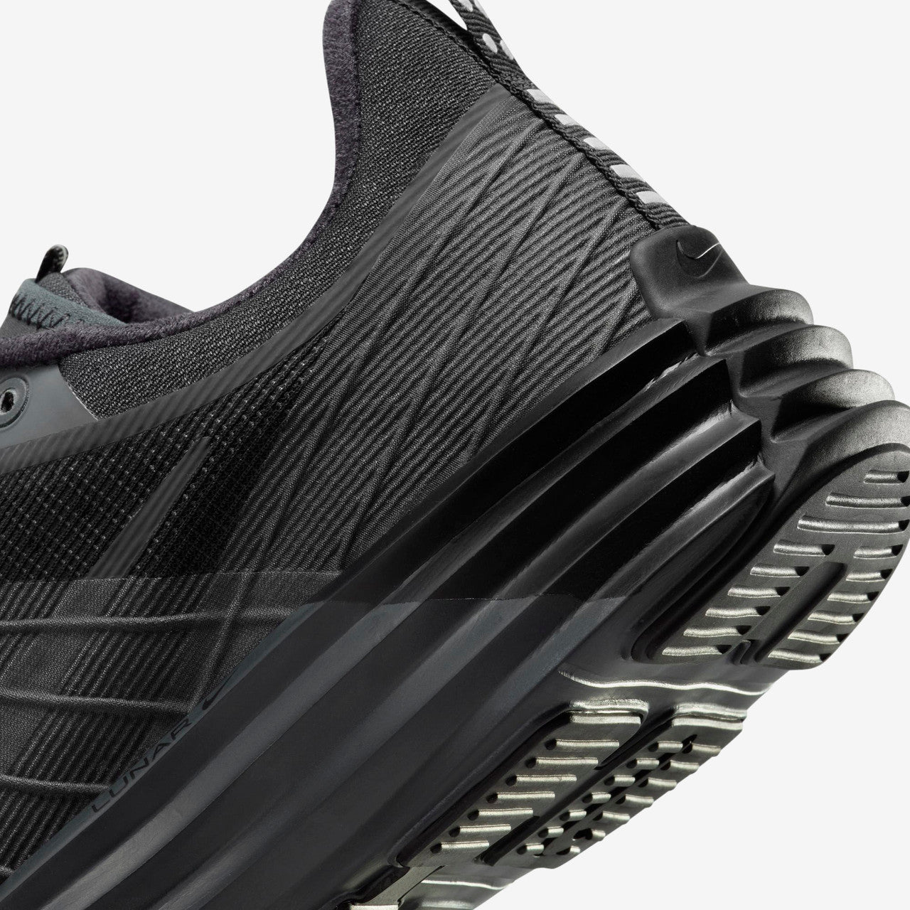 Lunar Roam | DV2440-002