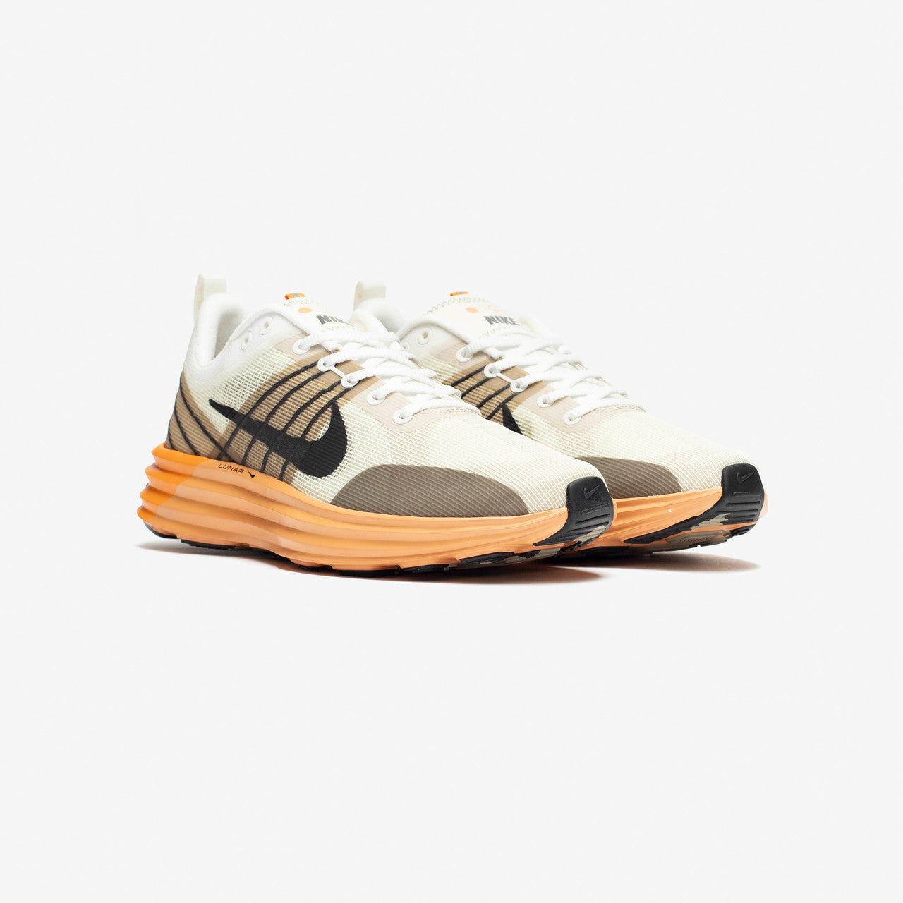 Lunar Roam | DV2440-101