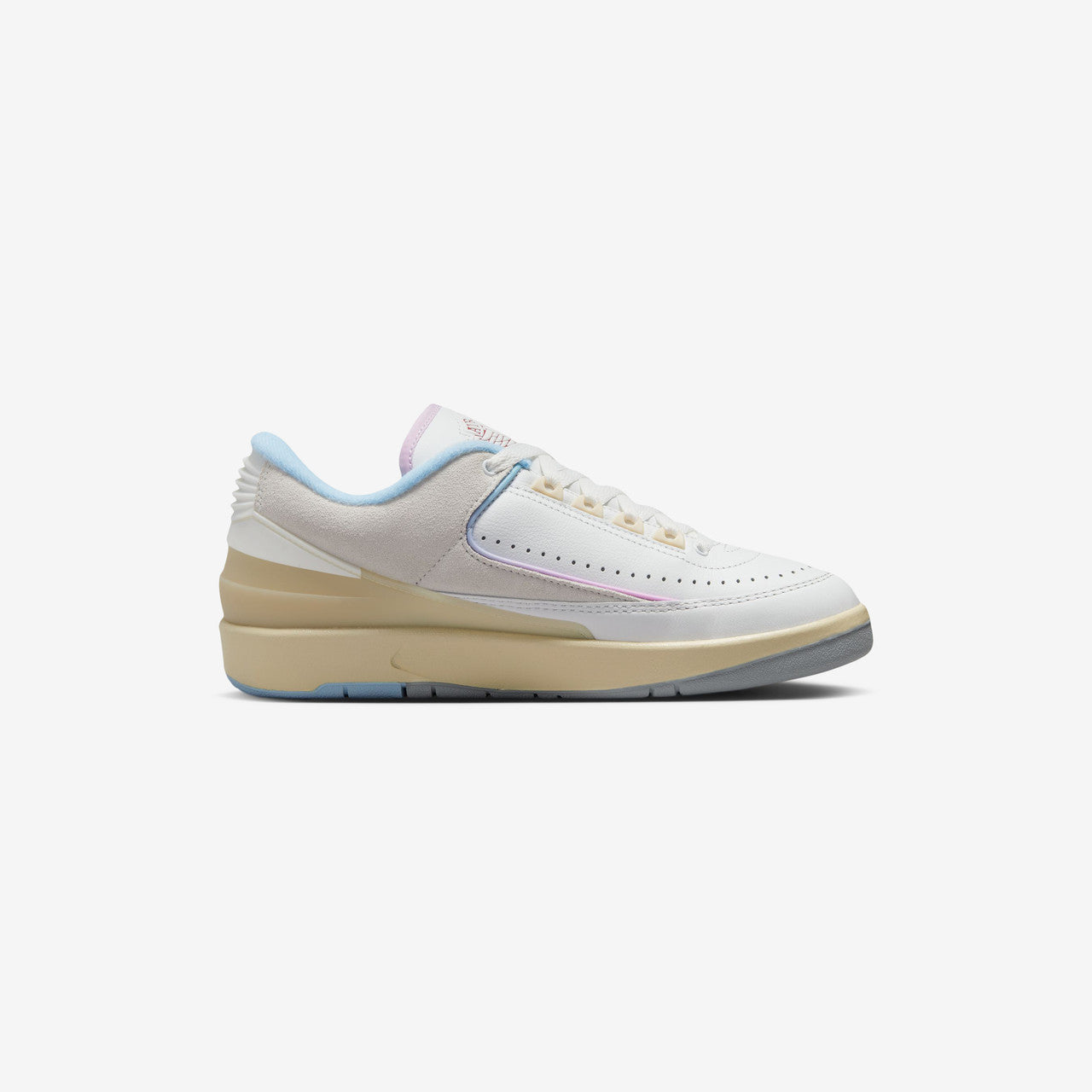 Wmns Air Jordan 2 Retro Low