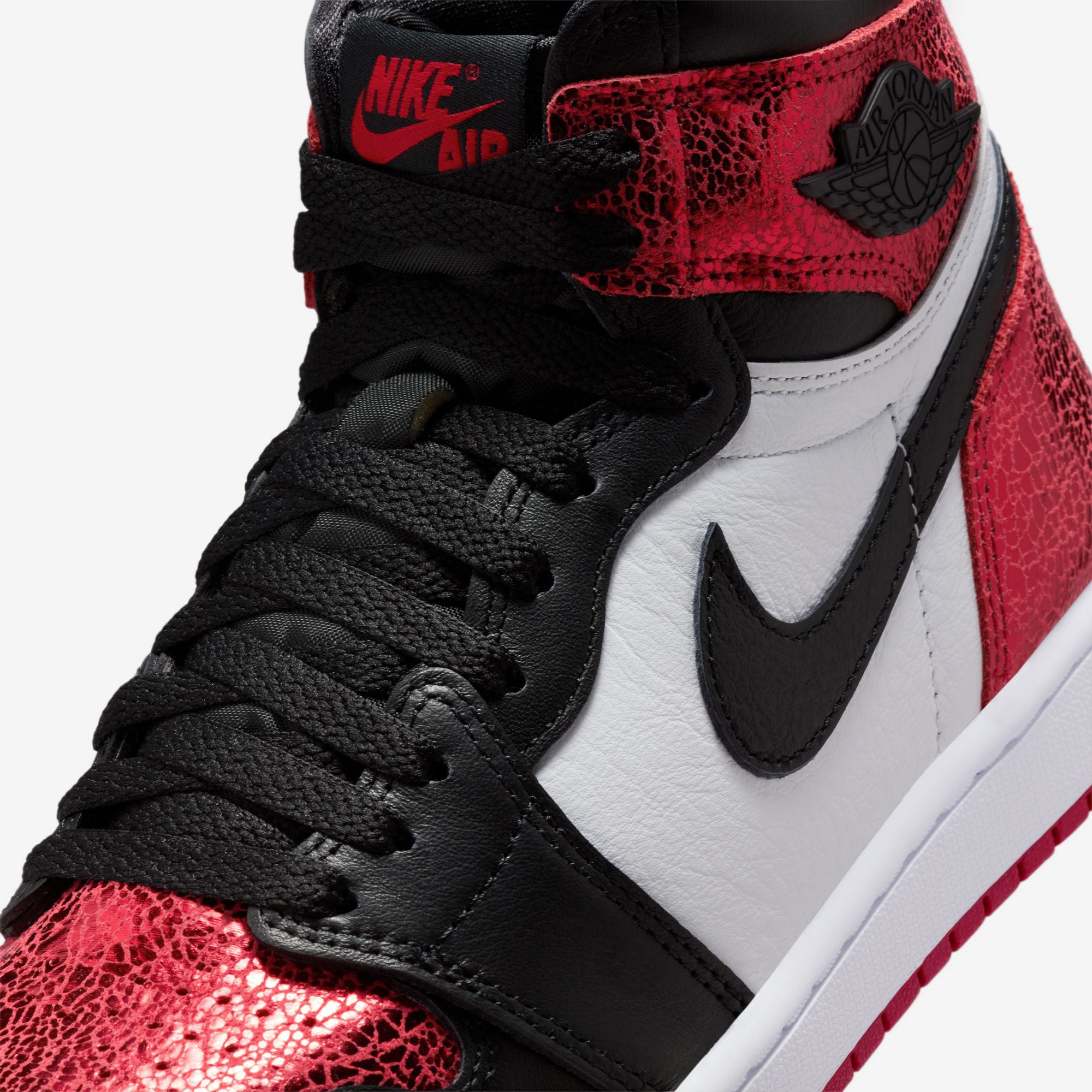 Wmns Air Jordan 1 Retro High OG