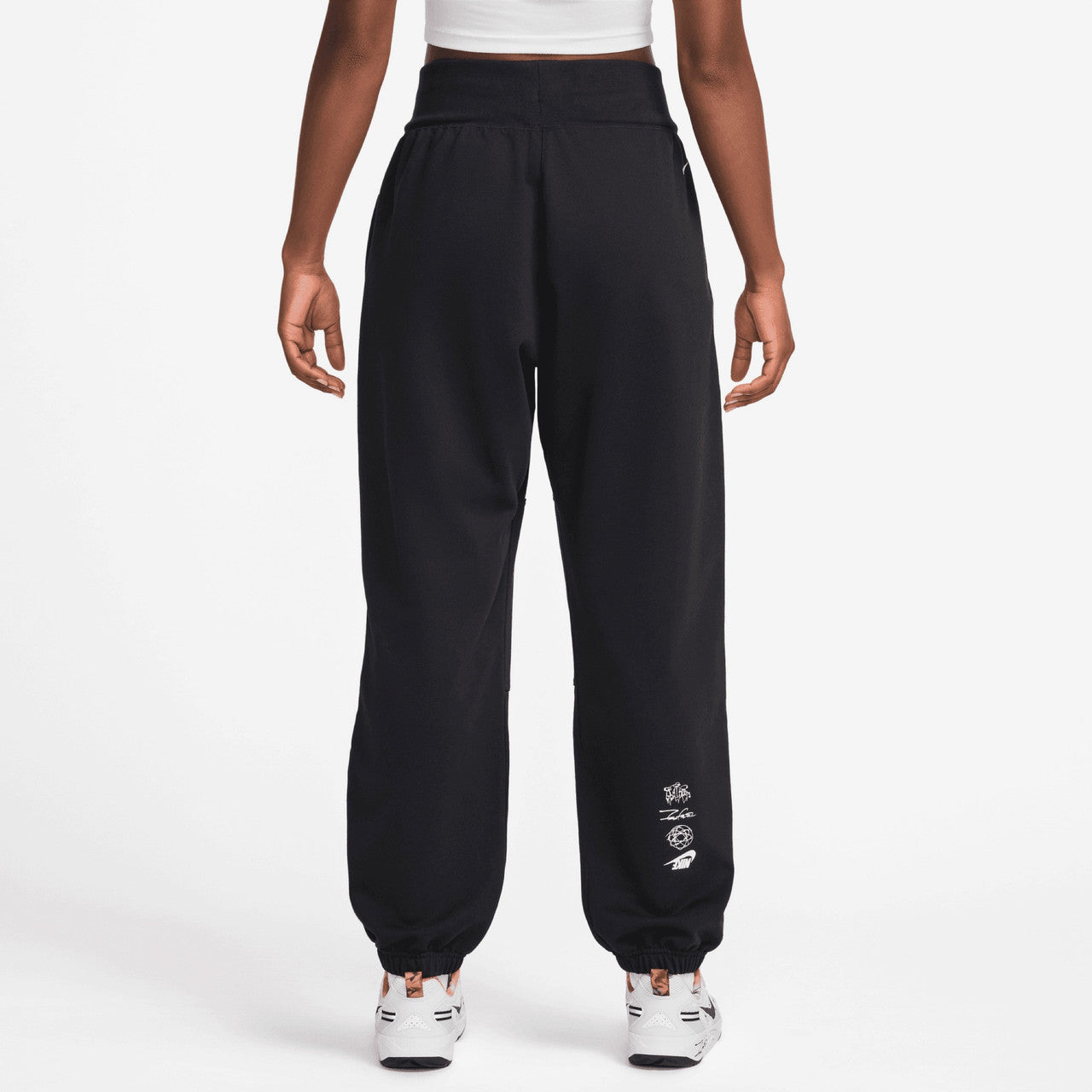 Wmns Breaking Fleece Pant x Futura | FZ0254-010