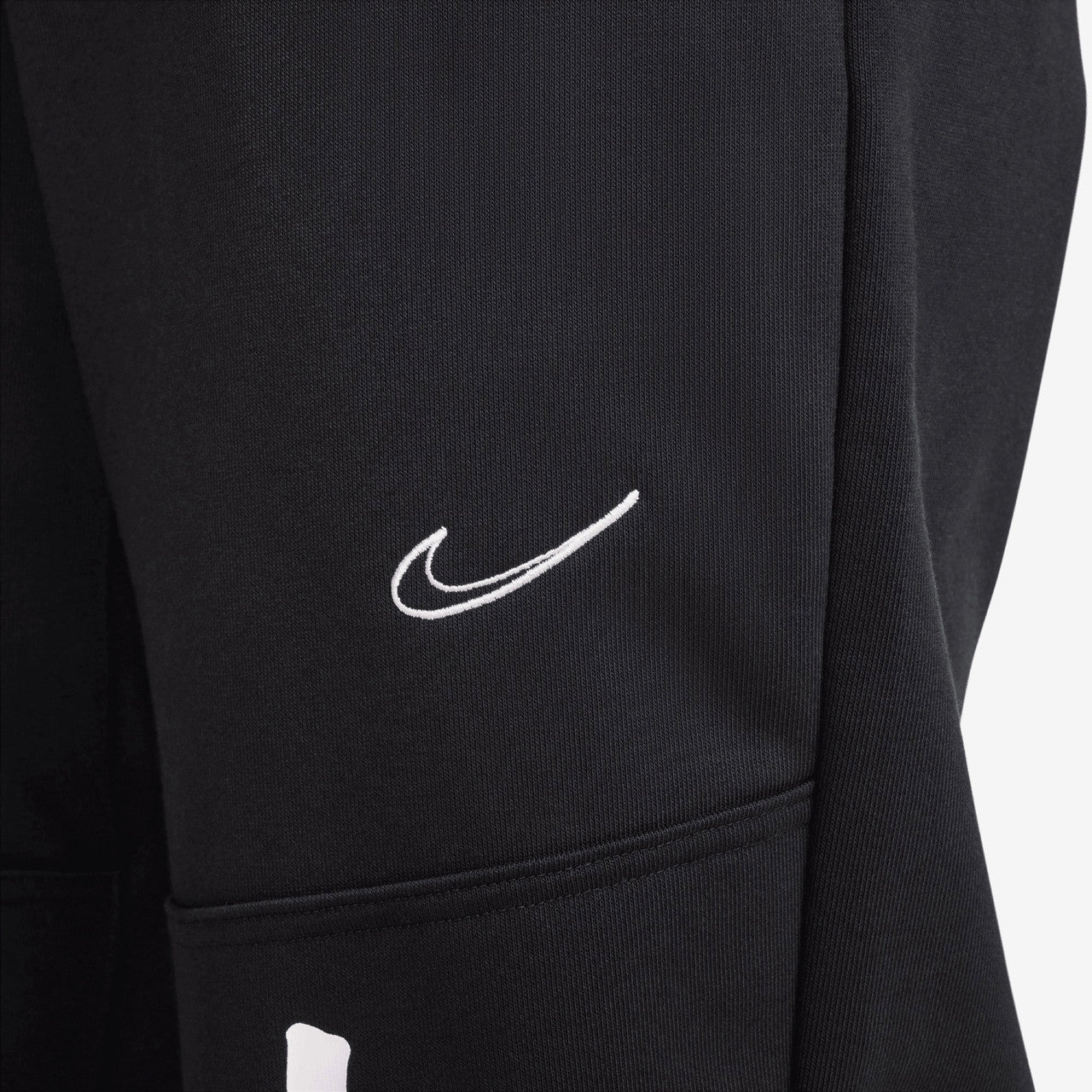 Wmns Breaking Fleece Pant x Futura | FZ0254-010