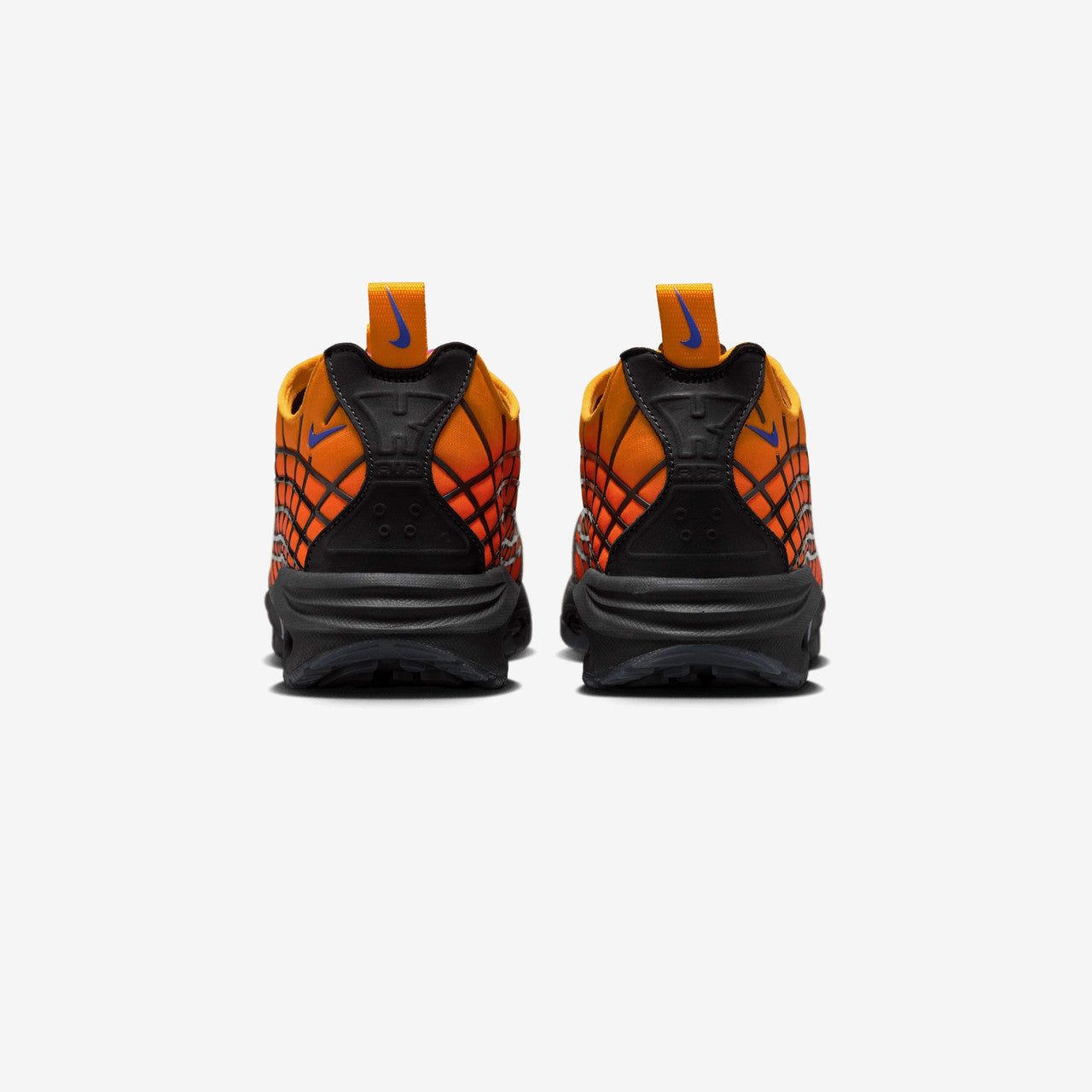 Air Max SNDR SP x Kids of Immigrants | HF3286-700