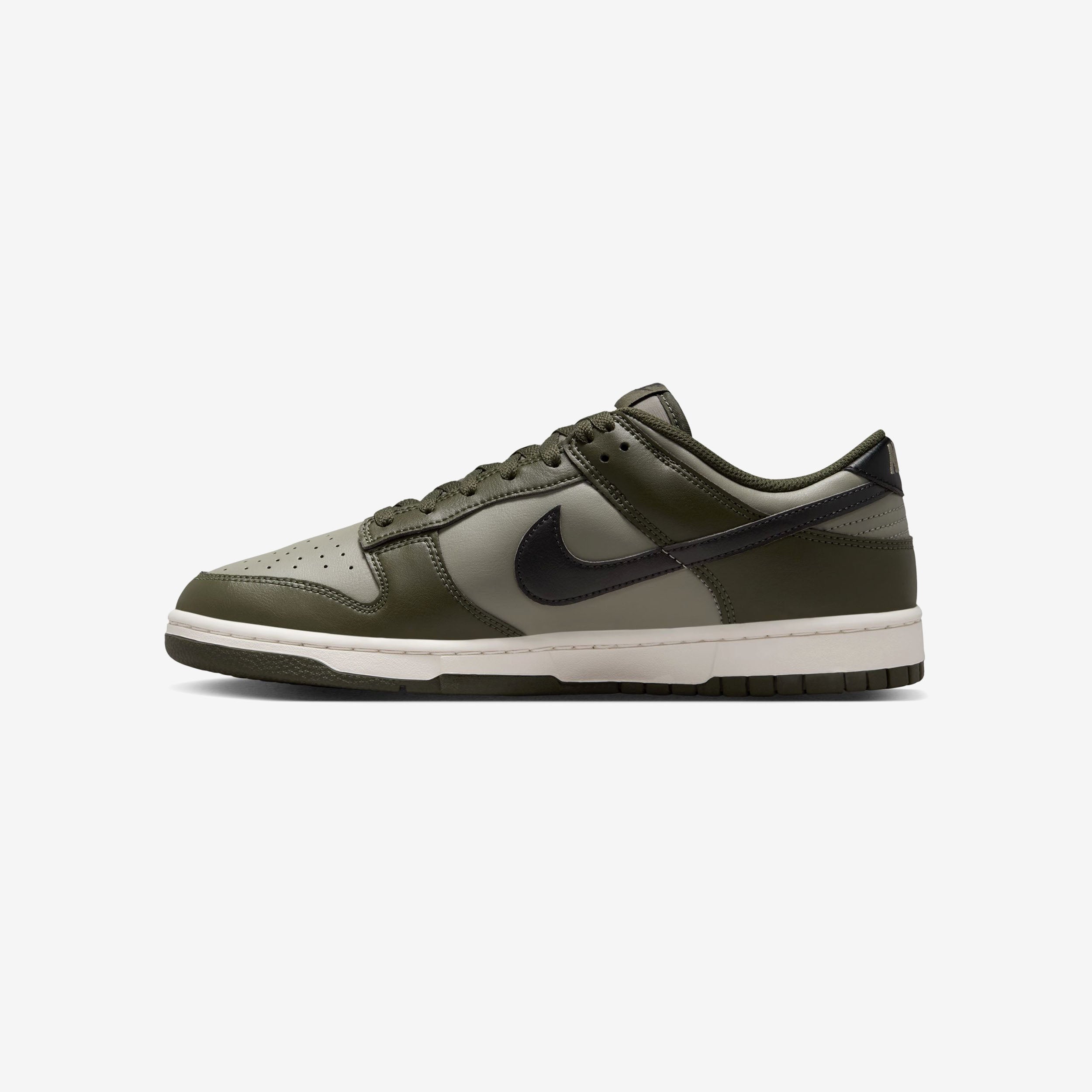 Dunk Low Retro