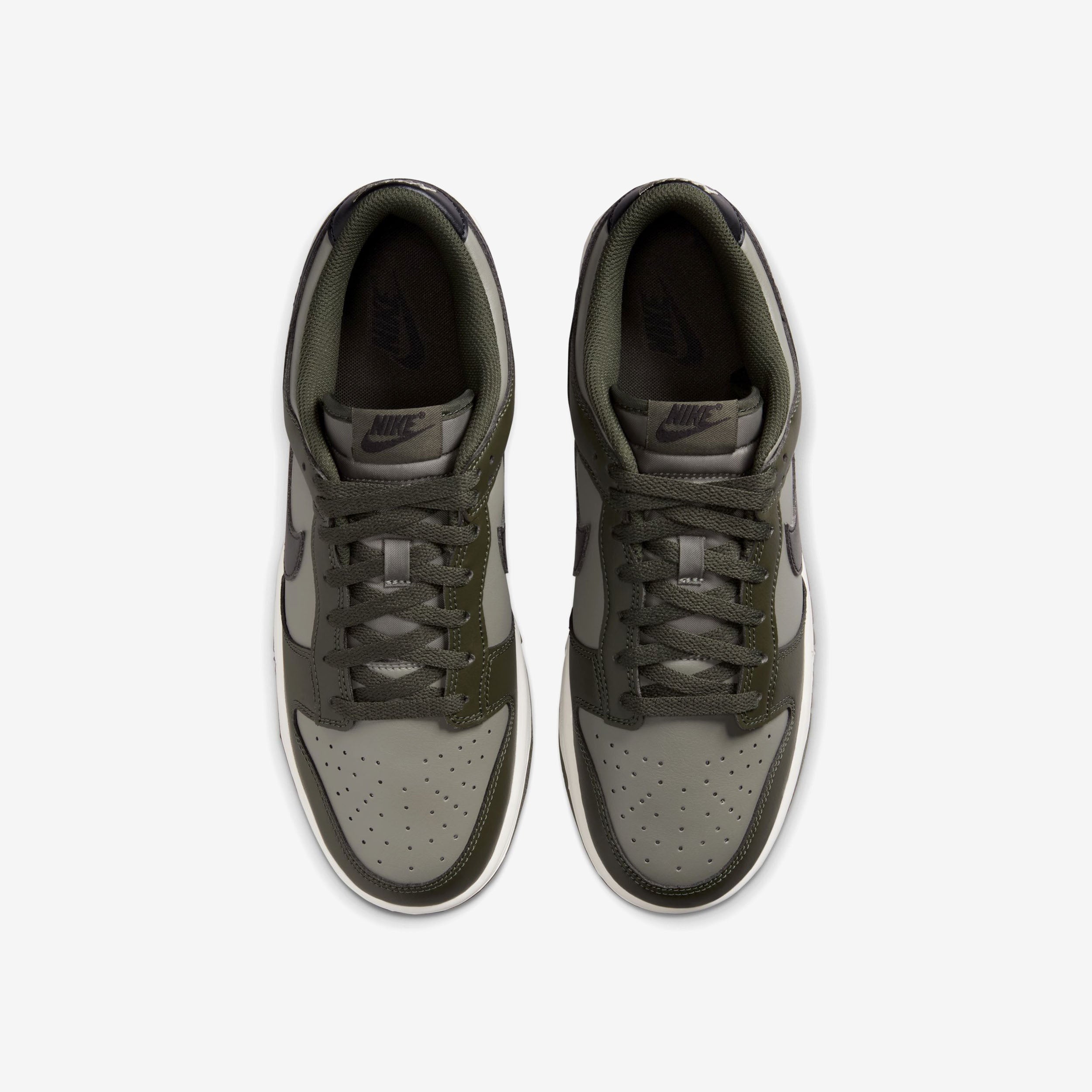 Dunk Low Retro