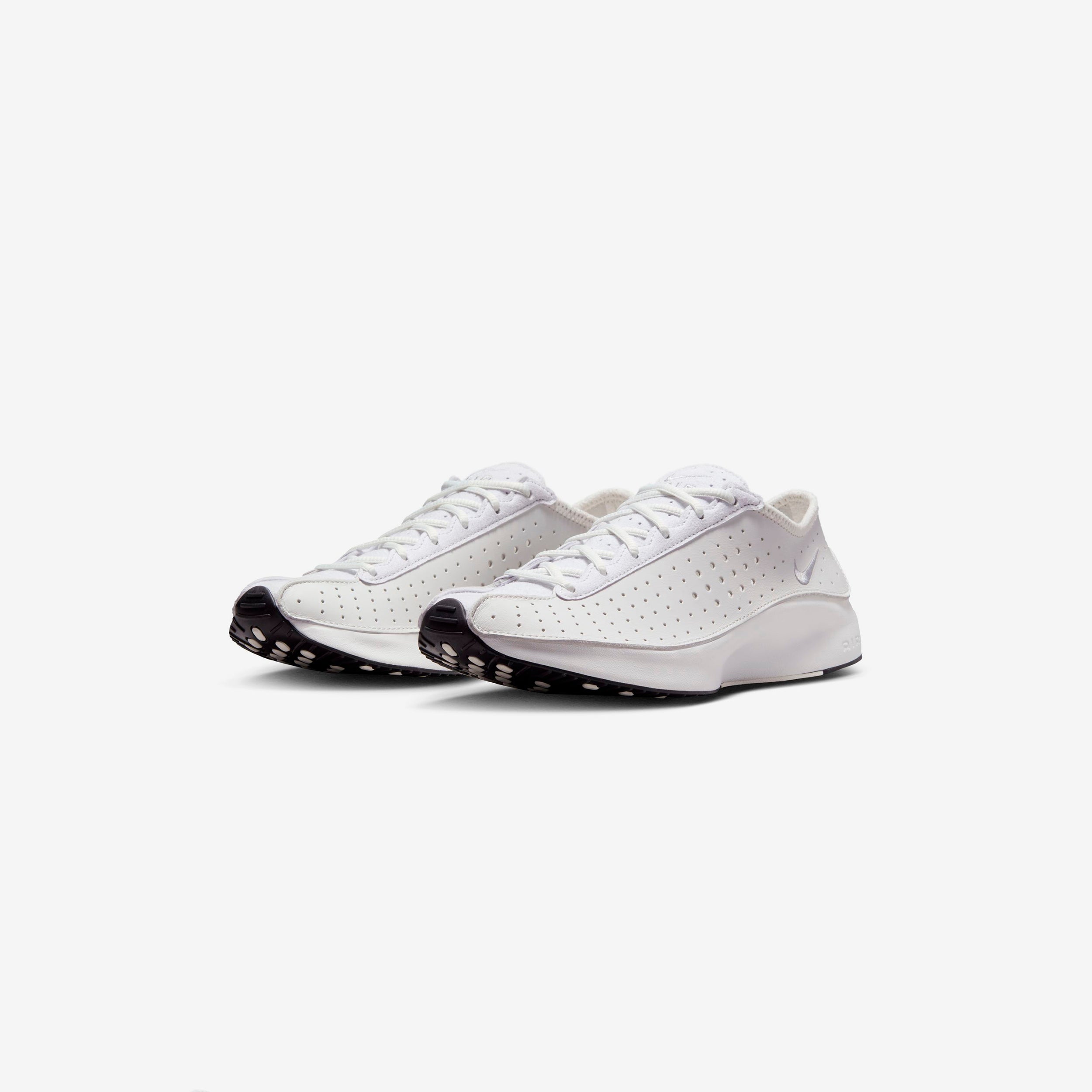 Wmns Air Superfly