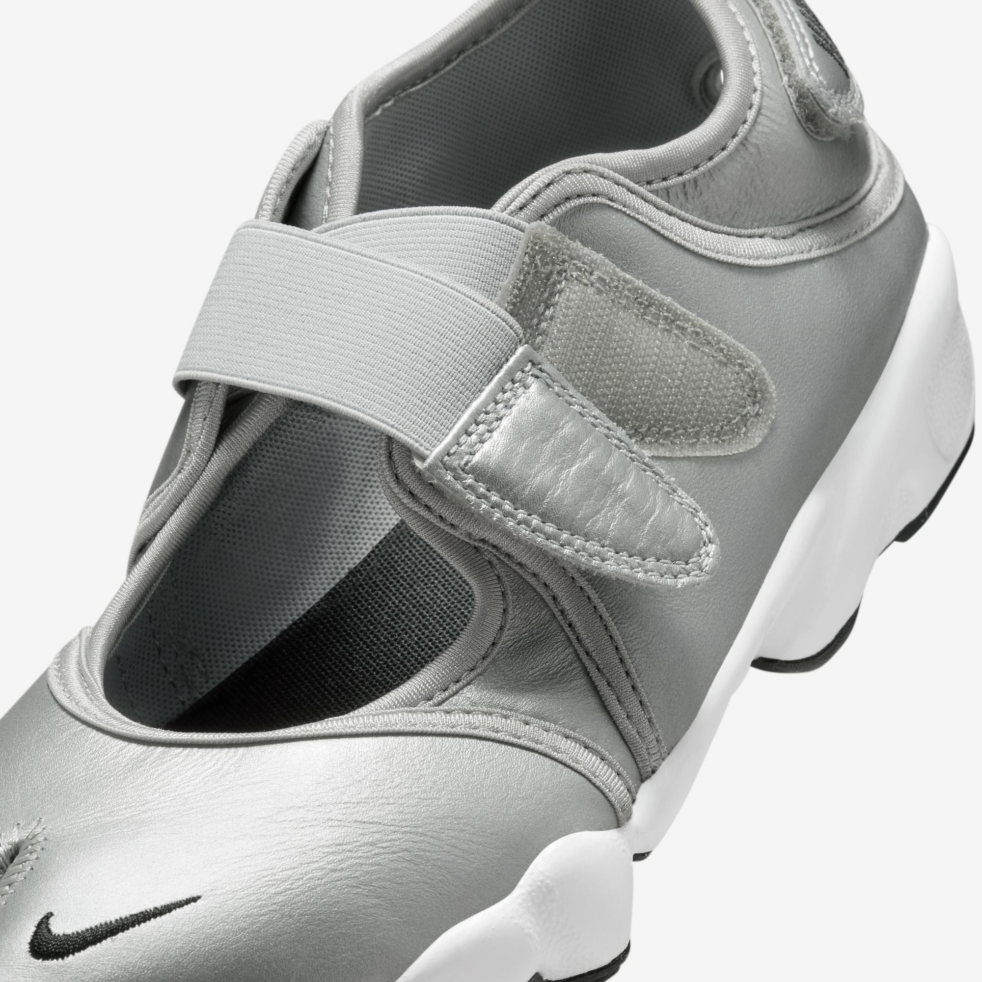 Wmns Air Rift
