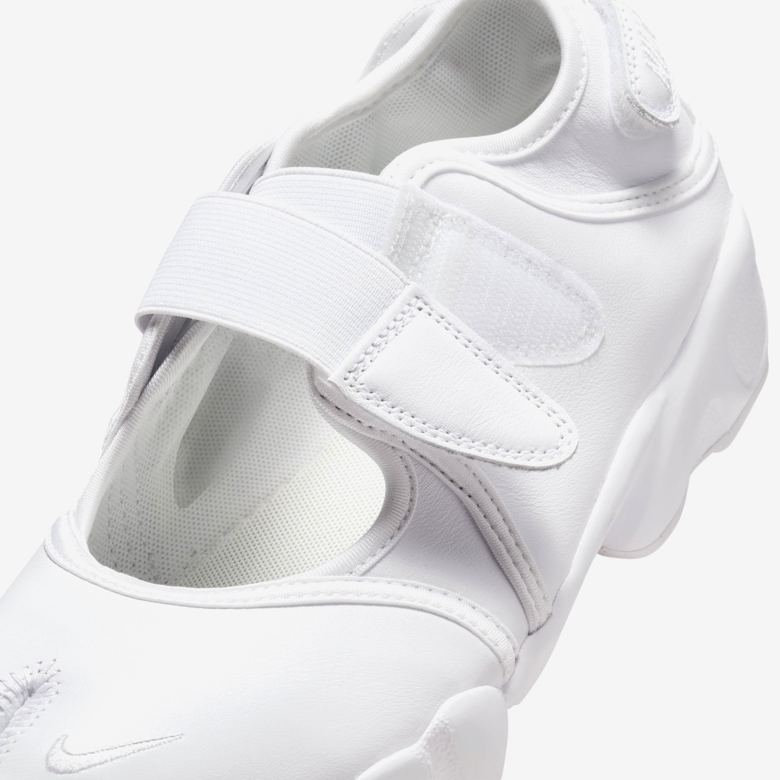 Wmns Air Rift