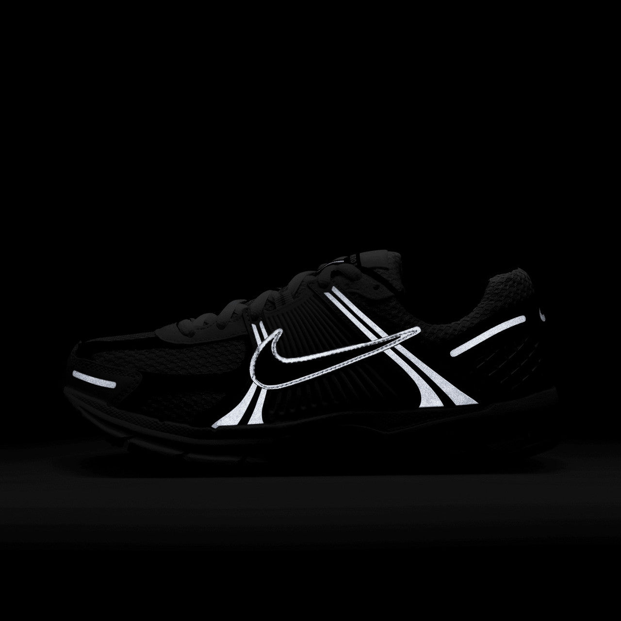 Wmns Zoom Vomero 5  | HQ1182-001