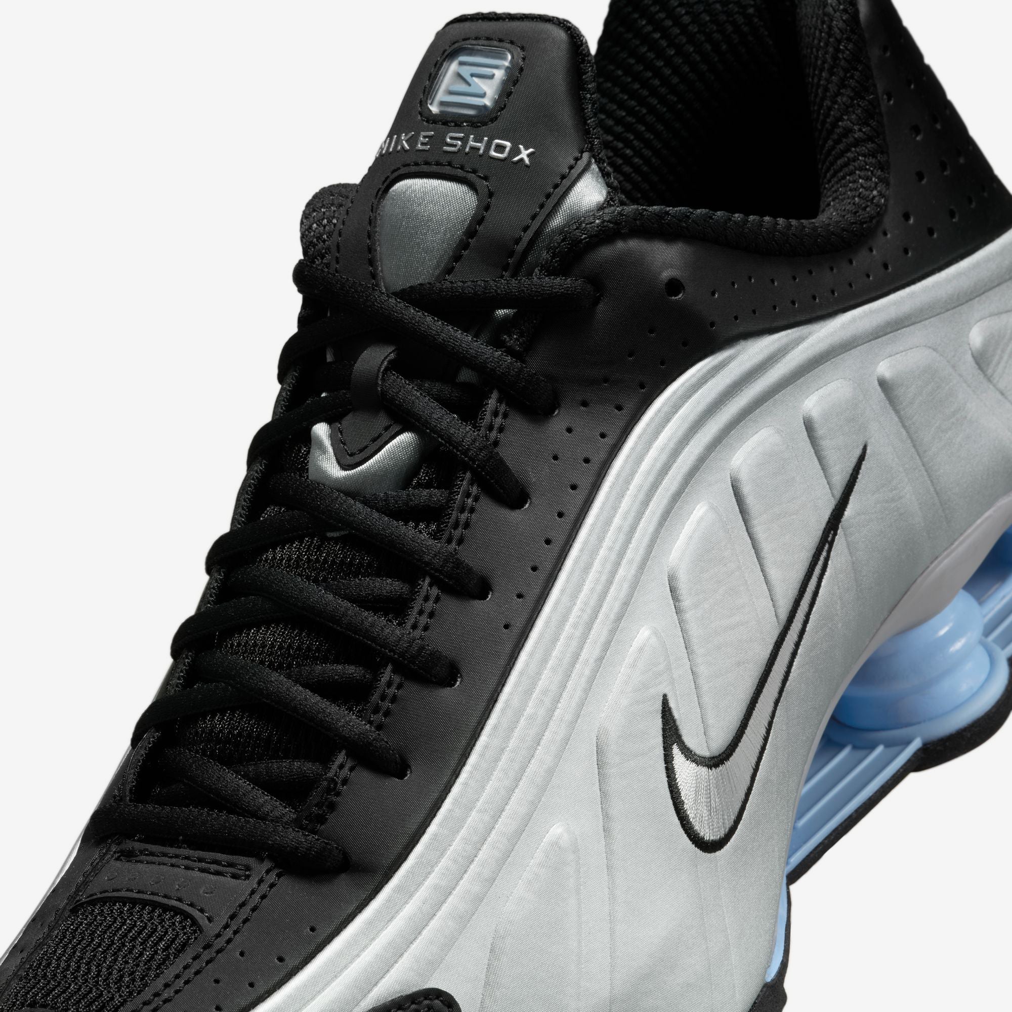 Shox R4