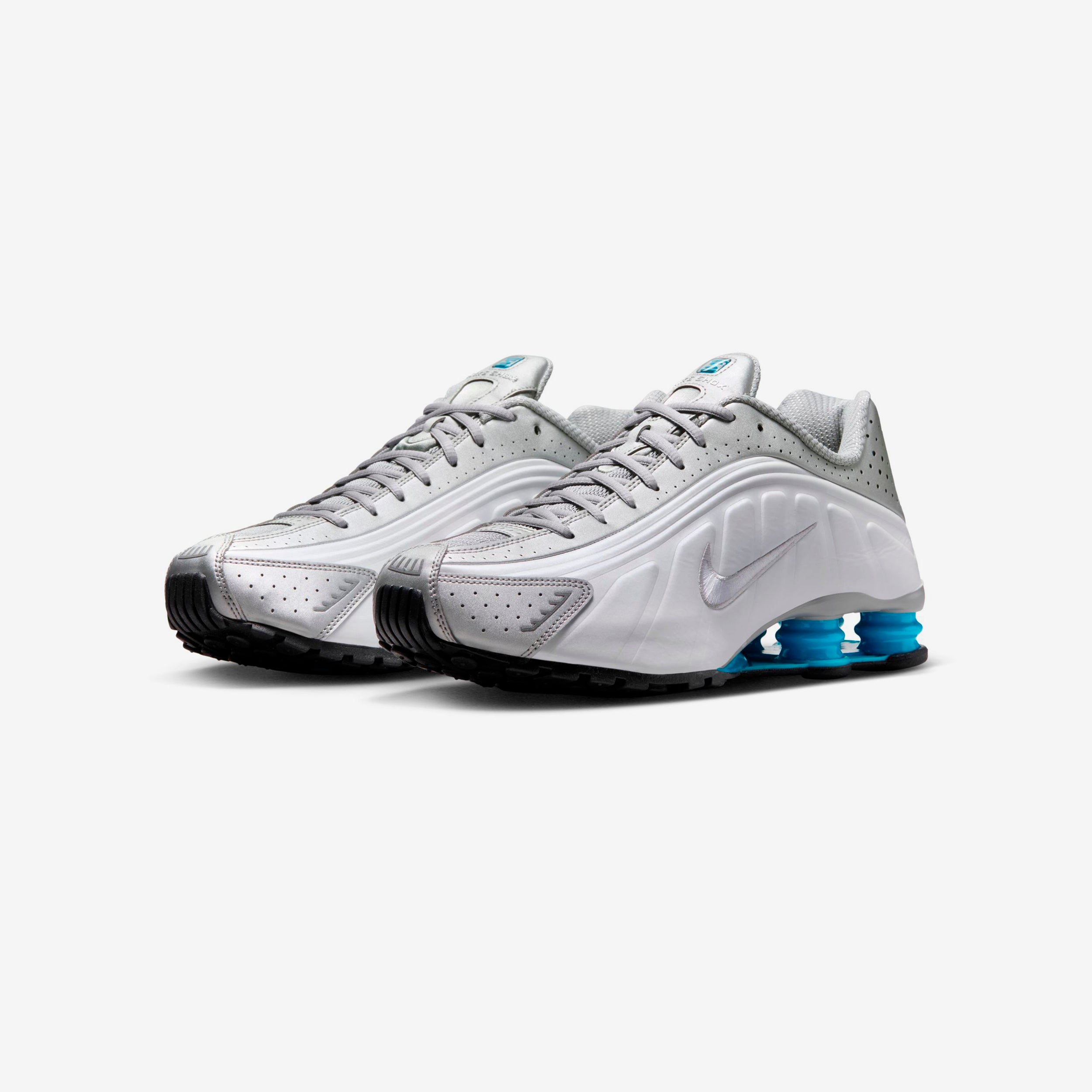 Shox R4