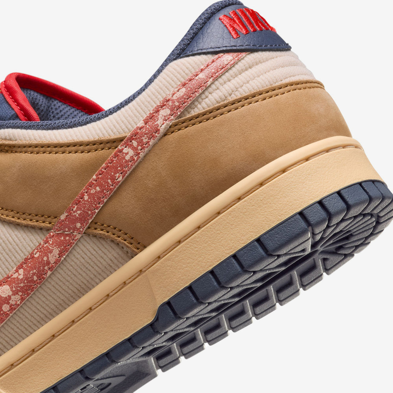 Dunk Low Retro SE | HQ3640-790
