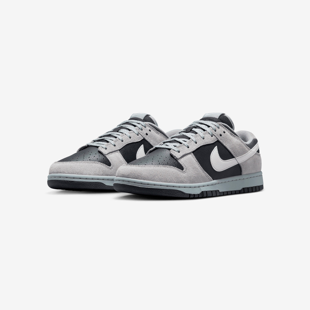 Dunk Low  | HV2532-001