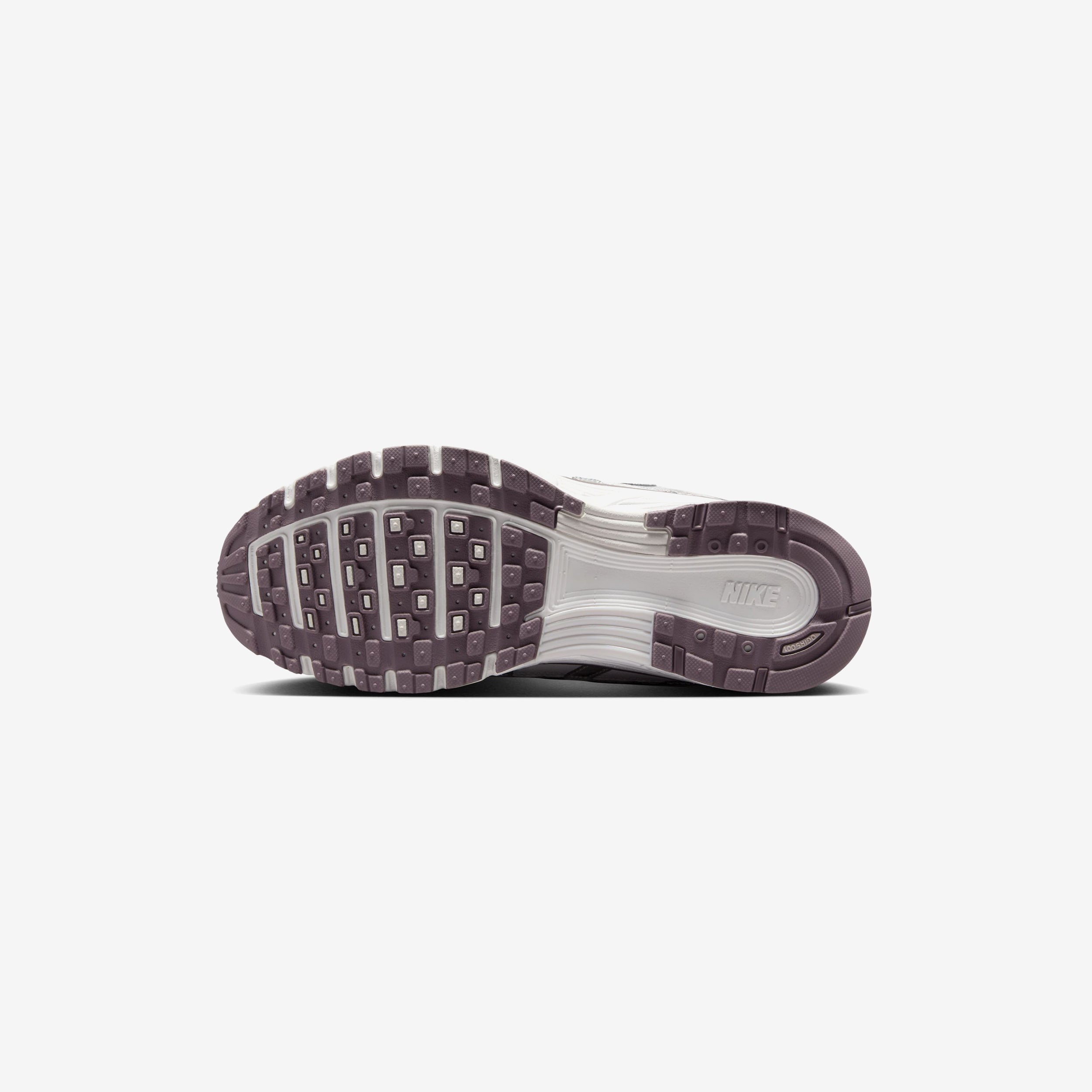 Wmns P-6000