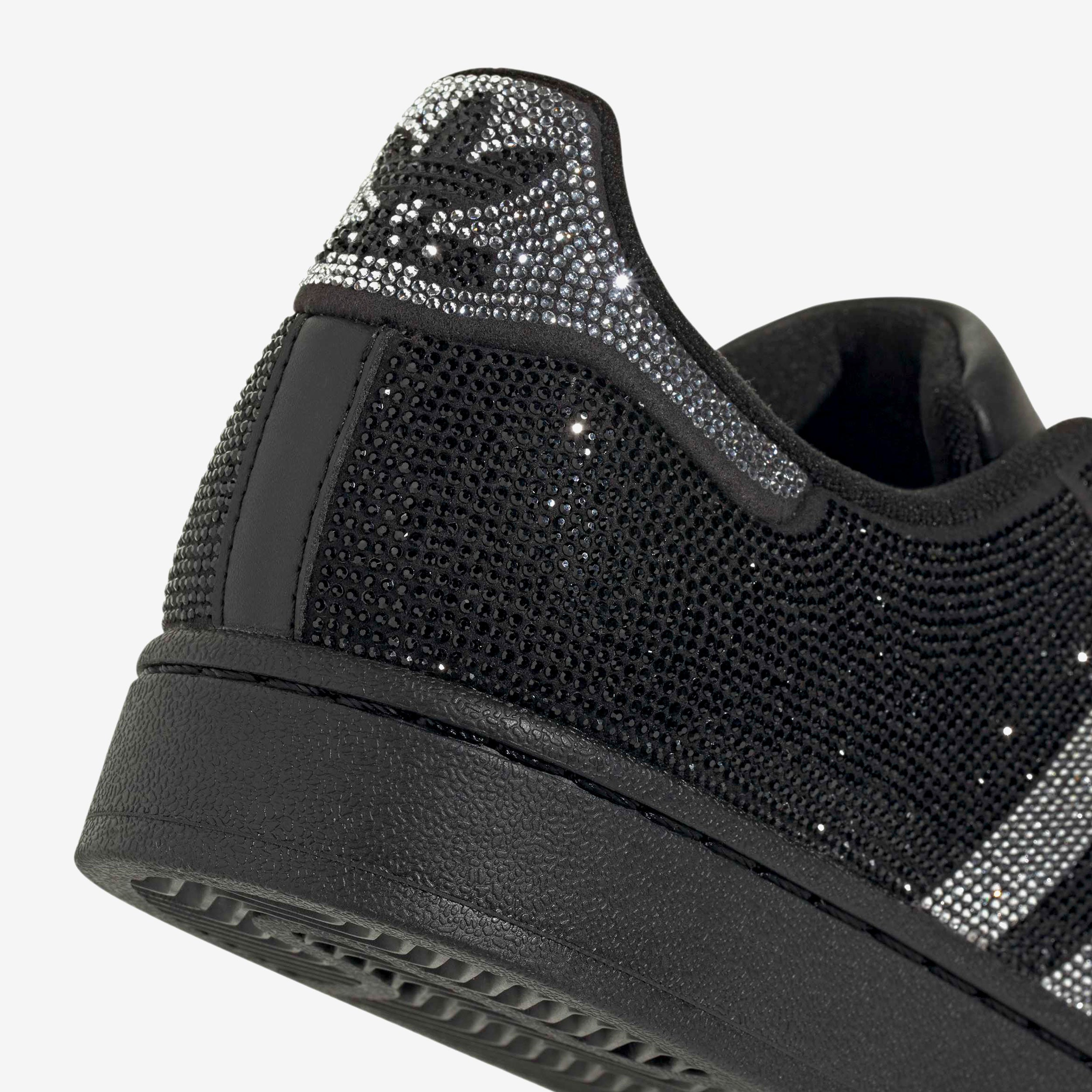 Wmns Superstar II