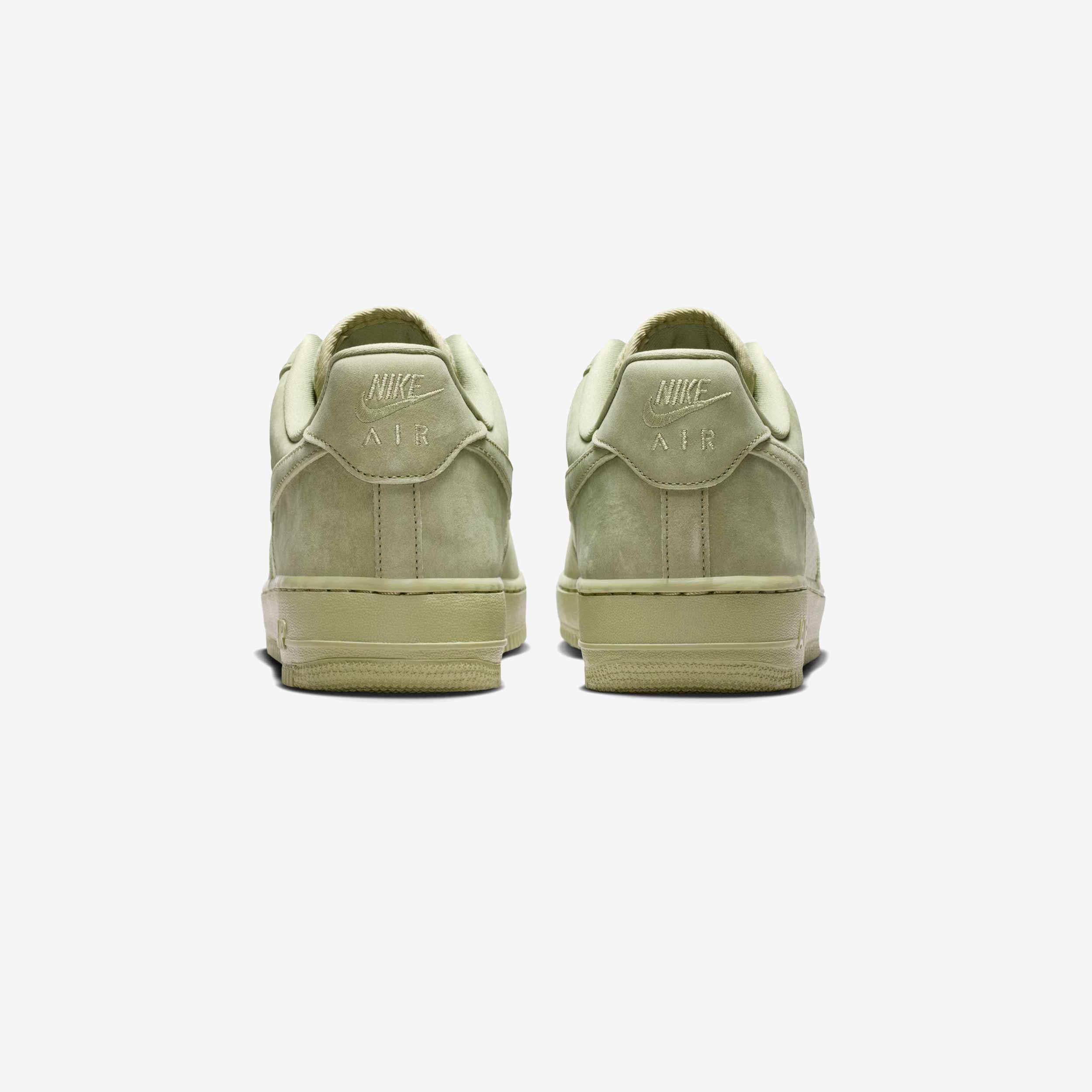 Air Force 1 '07 Lv8