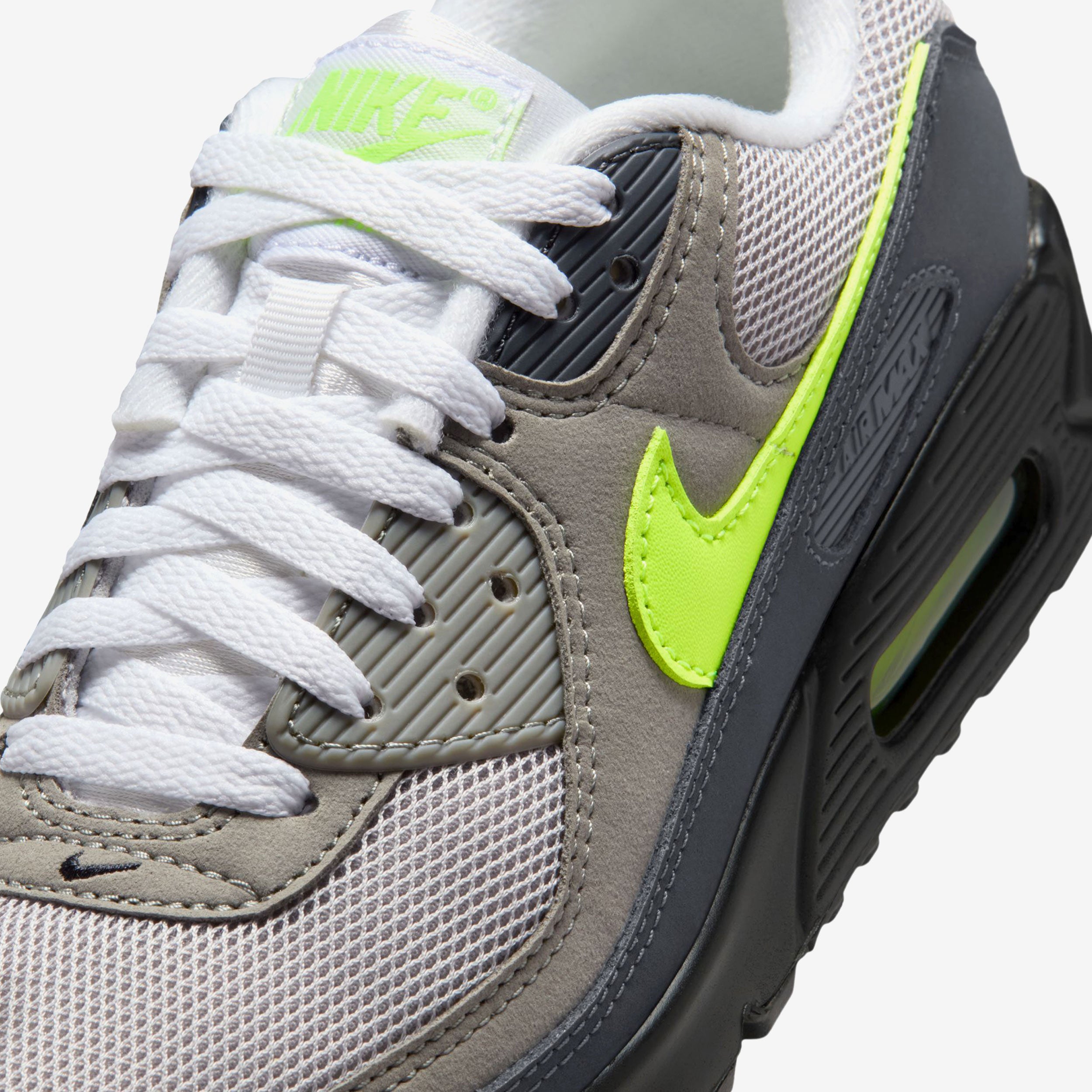 Nike Sportswear Wmns Air Max 90 - IQ9125-001 | SNS EU - SNEAKERSNSTUFF