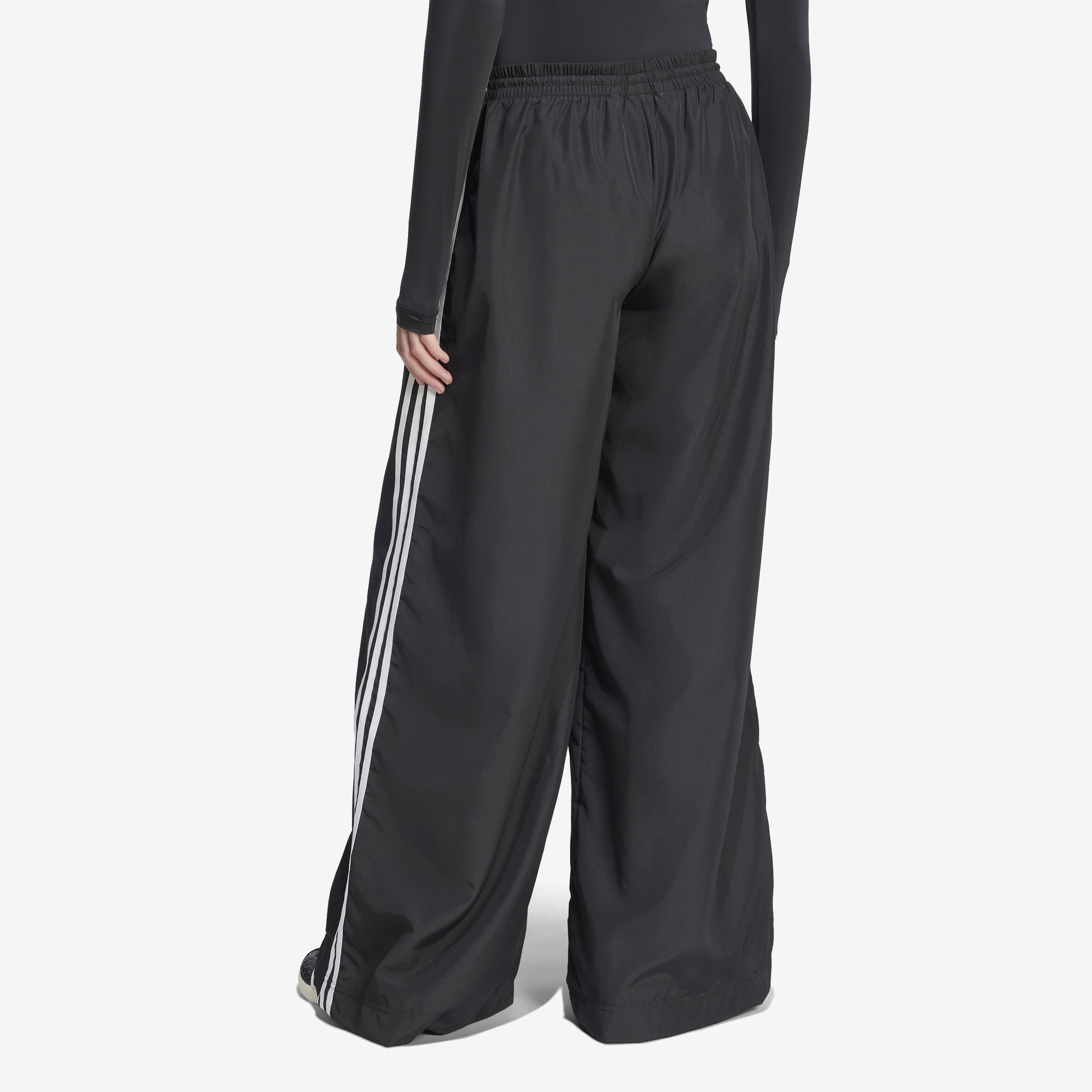 Wmns Adilenium Season 3 Oversized Track Pant