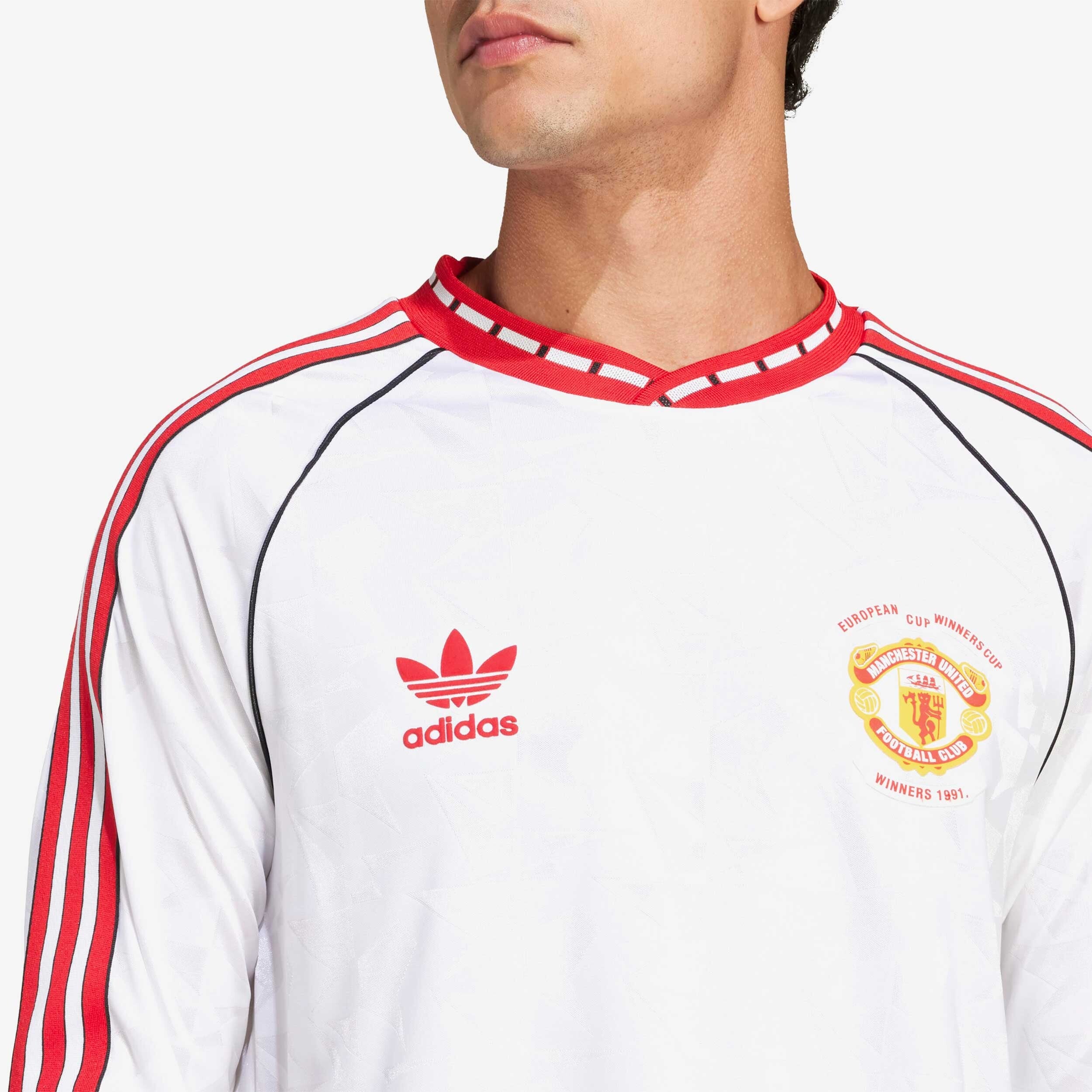 Manchester United '91 Away Long Sleeve Jersey